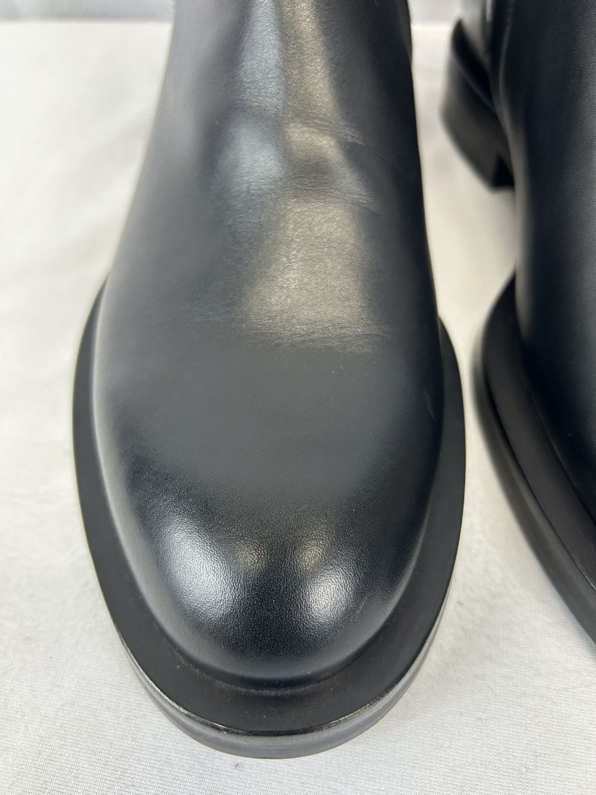 Givenchy Givenchy Lock Ankle Boots In Leather Size US 9 / IT 39 - 8 Thumbnail