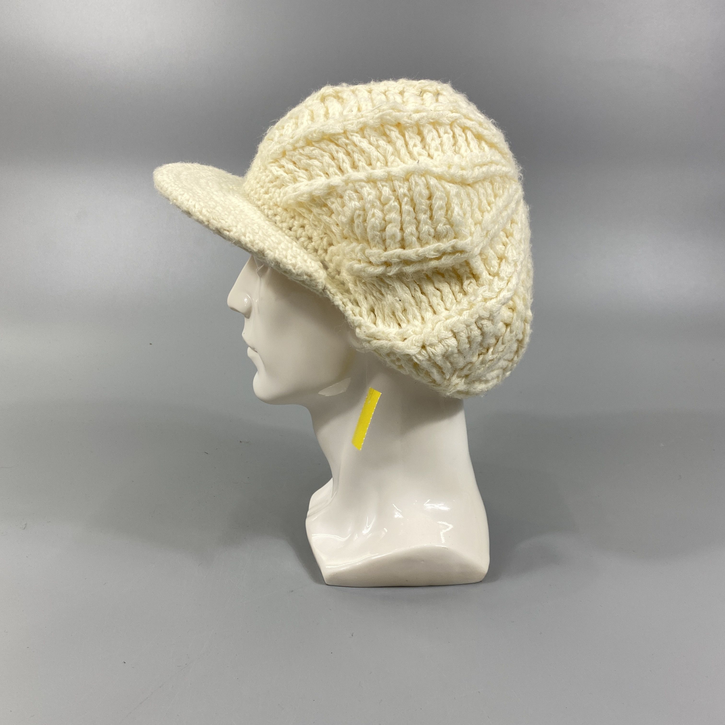 Knitted Winter Skullcap -BN677