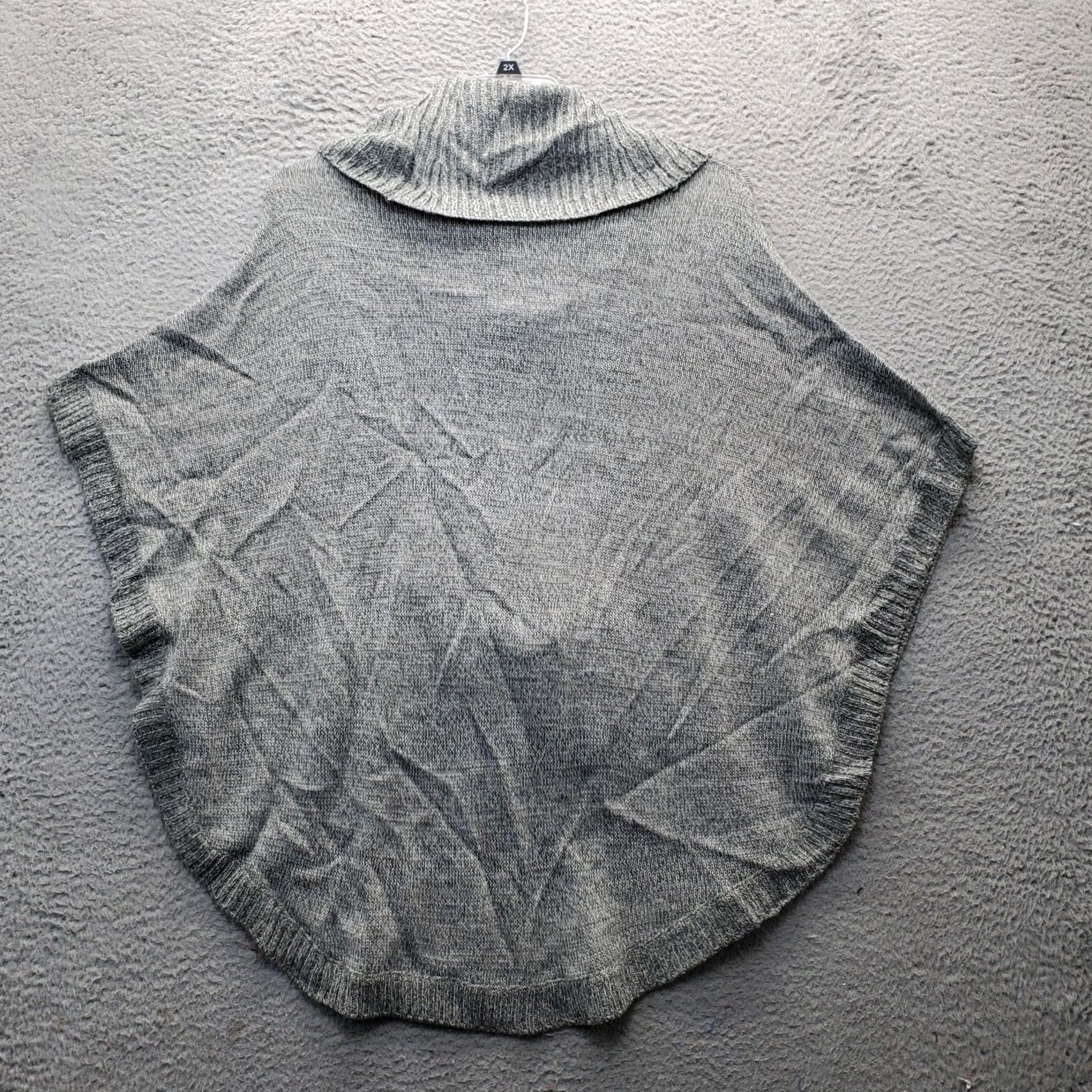 Vintage 89th & Madison Womens Size 2X Gray Poncho Sweater Turtleneck Knit Pullover Vestless Sleeveless Casual Knit Top Size XXL / US 16-18 / IT 52-54 - 2 Thumbnail