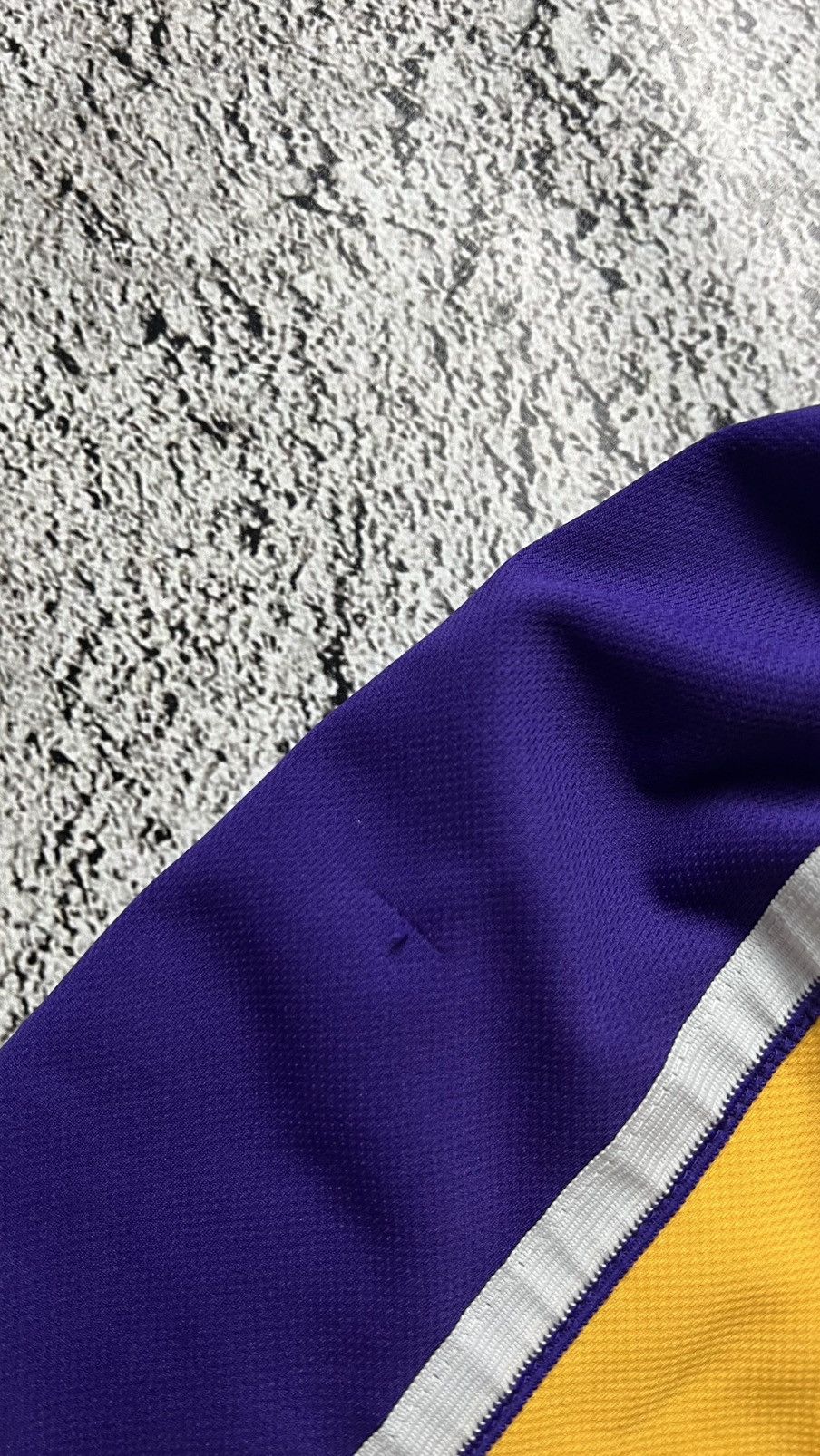 Adidas Y2K Los Angeles Lakers NBA basketball adidas vintage shorts Size US 30 / EU 46 - 6 Thumbnail