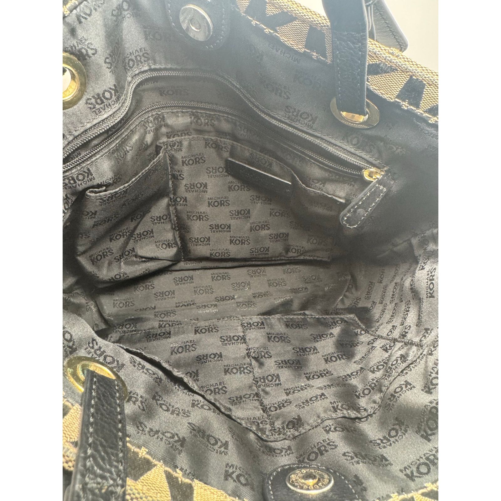 Michael Kors Michael Kors Jet Set Monogram Black & Grey Tote w/Leather Size ONE SIZE - 8 Thumbnail
