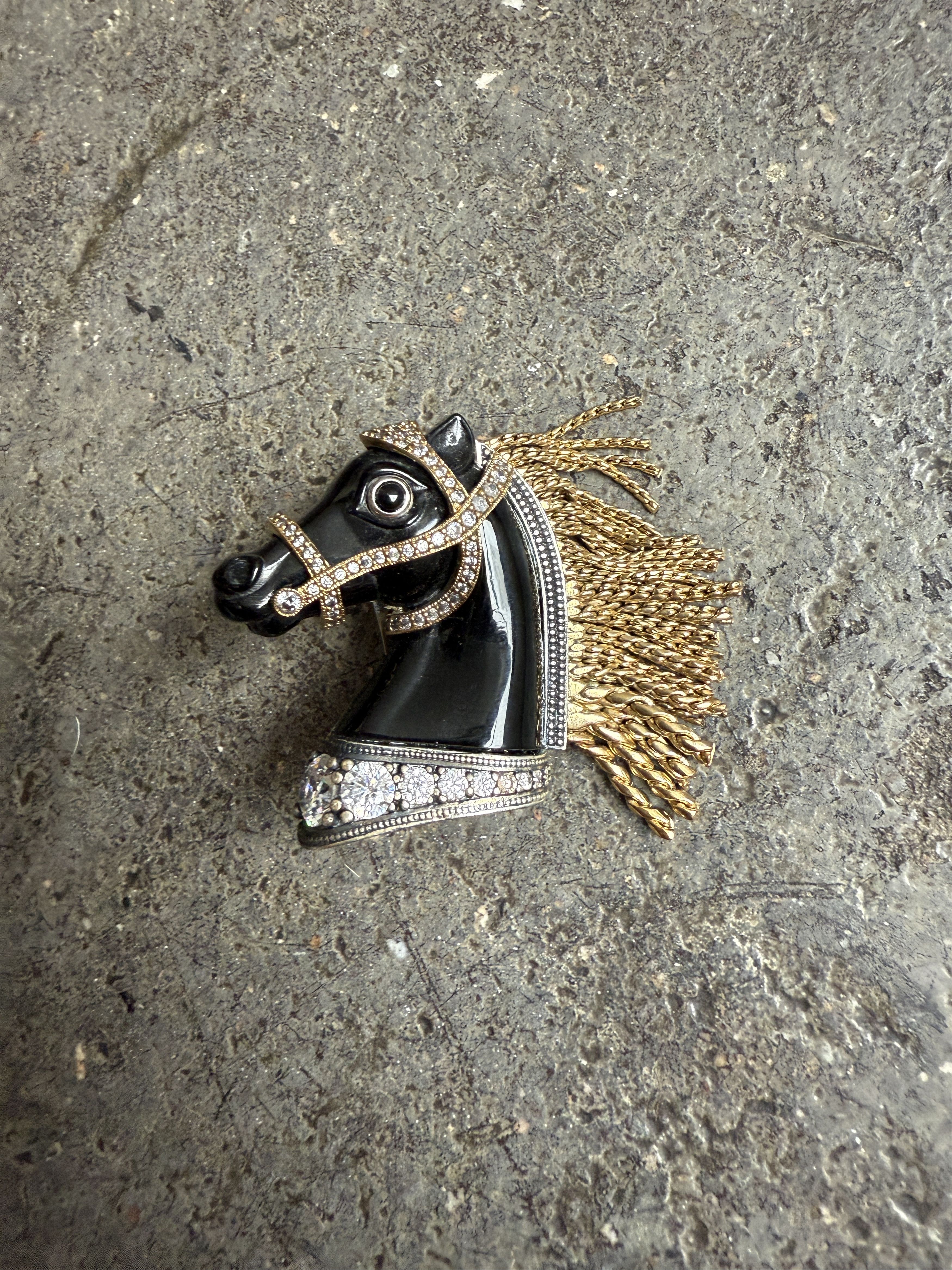 Vivienne Westwood Rare Horse Earrings w/ Swarovski Crystals and dangly gold Size ONE SIZE - 10 Thumbnail