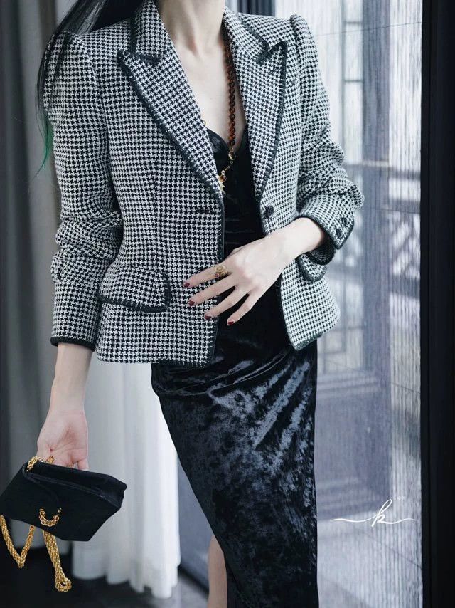 Yves Saint Laurent YSL Vintage Tom Ford Black White Houndstooth Blazer F38 Size XS / US 0-2 / IT 36-38 - 5 Thumbnail