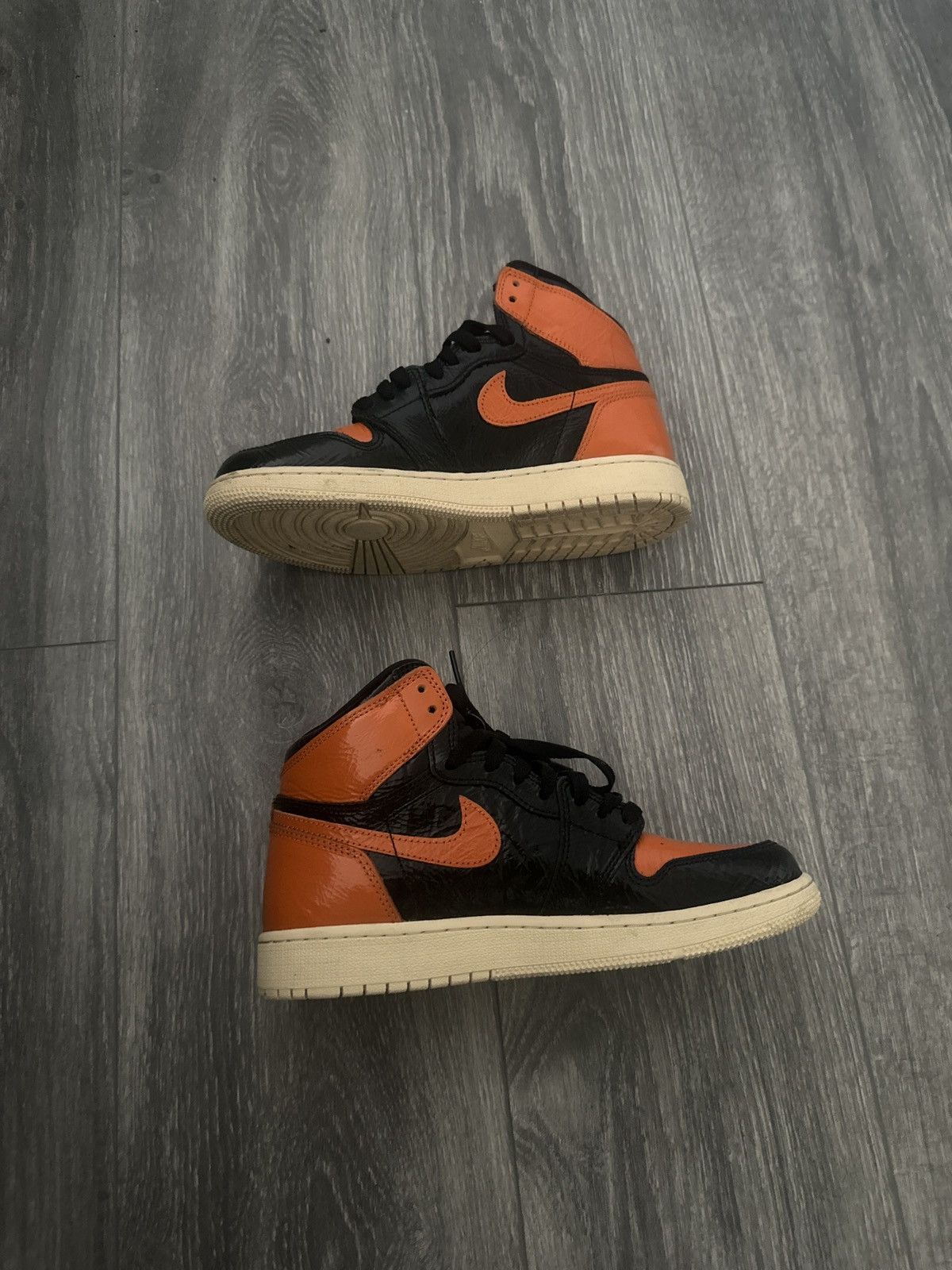 Jordan Brand Jordan 1s shattered backboards Size US 6 / EU 39 - 2 Thumbnail