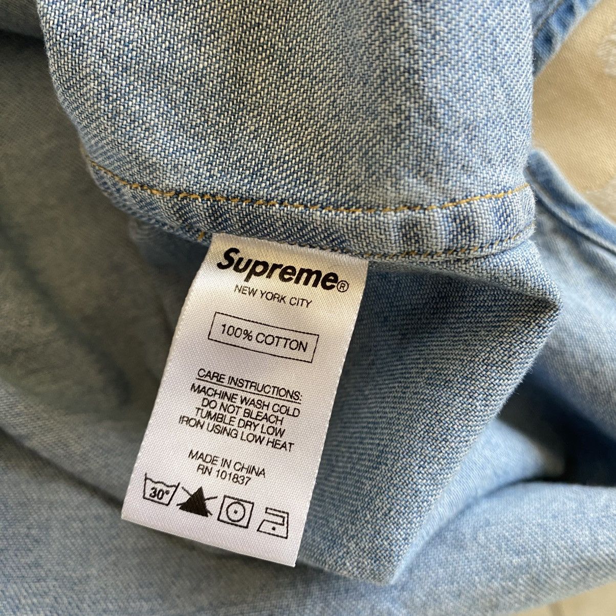 Supreme Supreme Rib Collar Denim Button Up Shirt Short Sleeve 2017 Size US S / EU 44-46 / 1 - 5 Thumbnail
