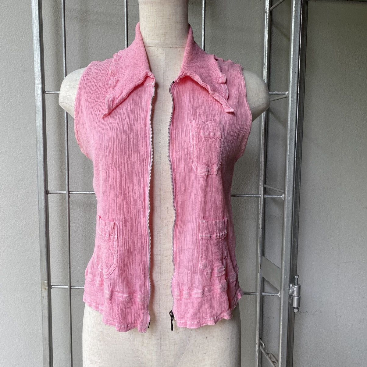 Tsumori Chisato Tsumori Chisato Pink Pleated Zip Sleeveless Shirt Size S / US 4 / IT 40 - 12 Thumbnail