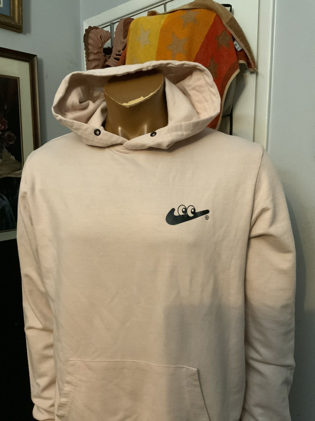 Other Kikillo Pink Swoosh Googley Eyes Cartoon Graphic Hoodie Size US M / EU 48-50 / 2 - 11 Thumbnail