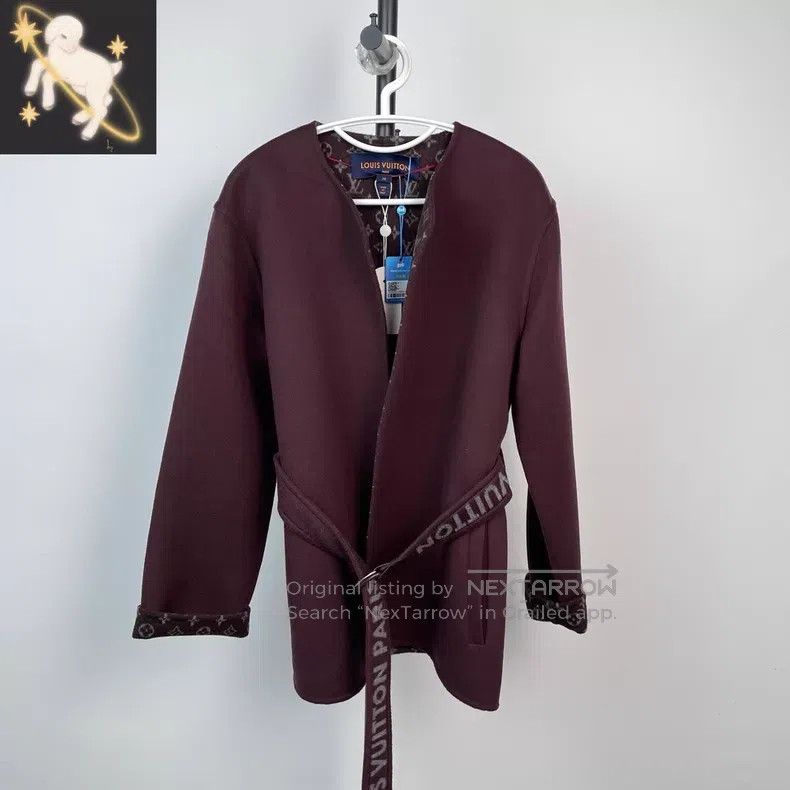 Louis Vuitton Louis Vuitton Burgundy mid-length coat with presbyopia pri Size XS / US 0-2 / IT 36-38 - 1 Thumbnail