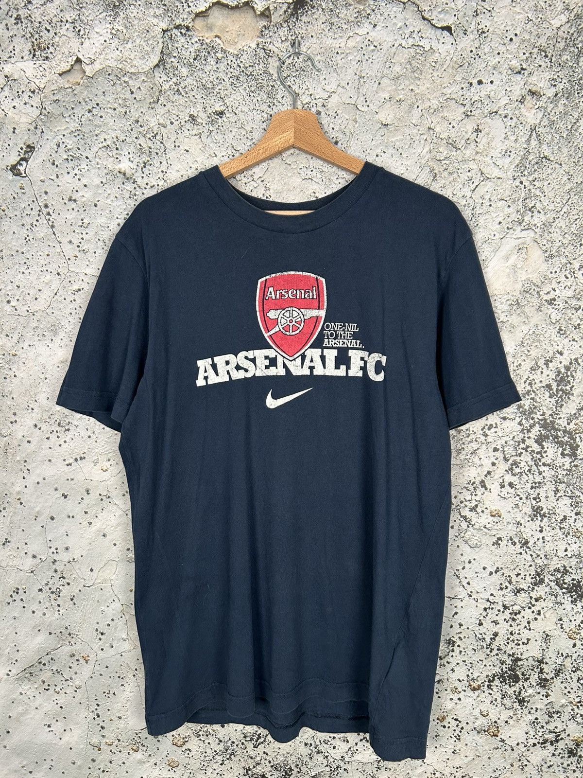 Nike Nike Arsenal London Graphic Tee Streetwear Sport Hype Size US L / EU 52-54 / 3 - 1 Thumbnail