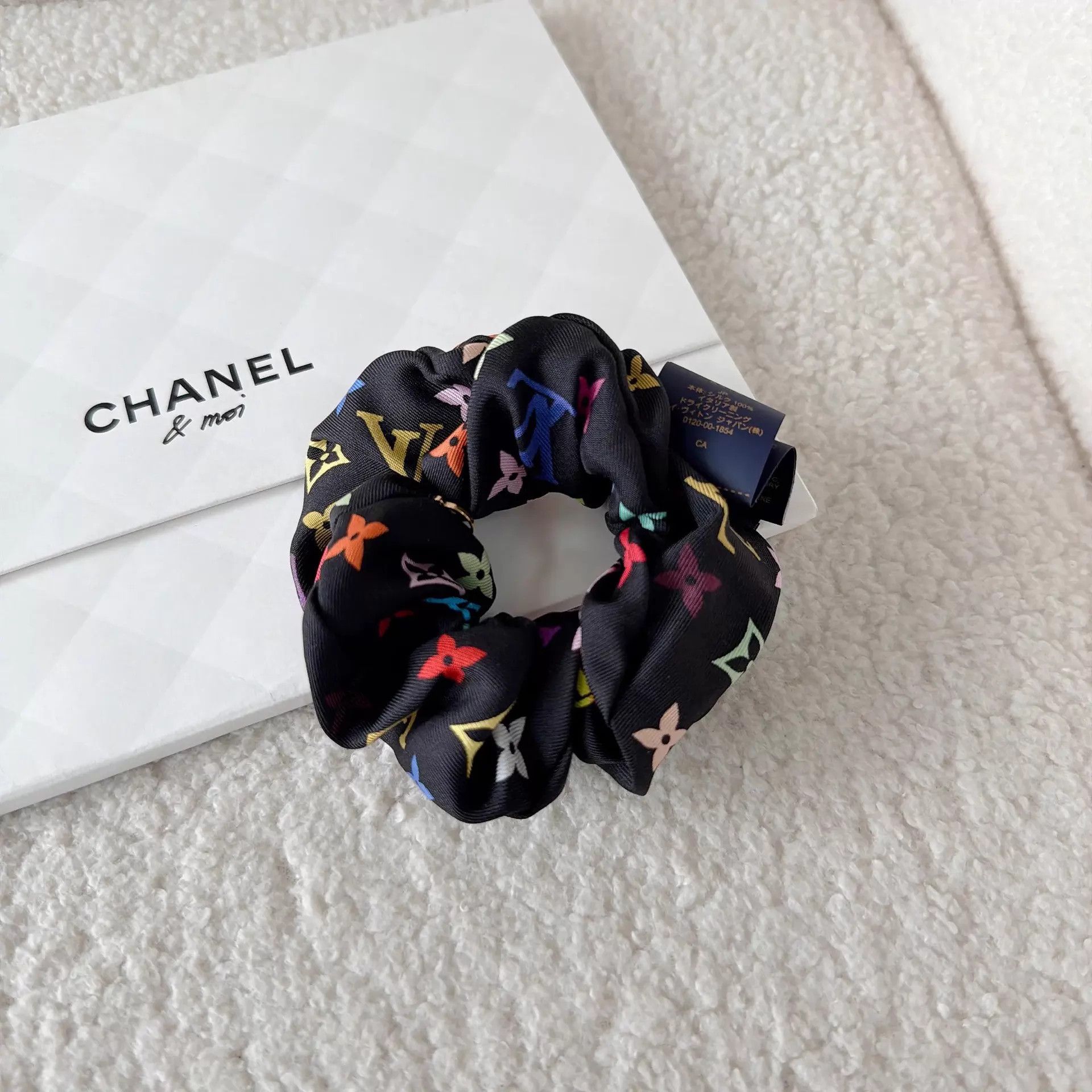 Louis Vuitton LV x Takashi Murakami Hair Tie Size ONE SIZE - 2 Thumbnail