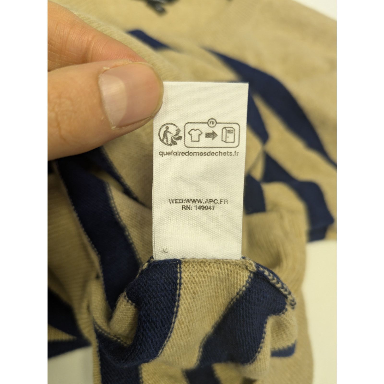 A.P.C. o1rshd1 CC20 Men's Ismael Stripe Crewneck Sweater in Beige Size US M / EU 48-50 / 2 - 18 Thumbnail