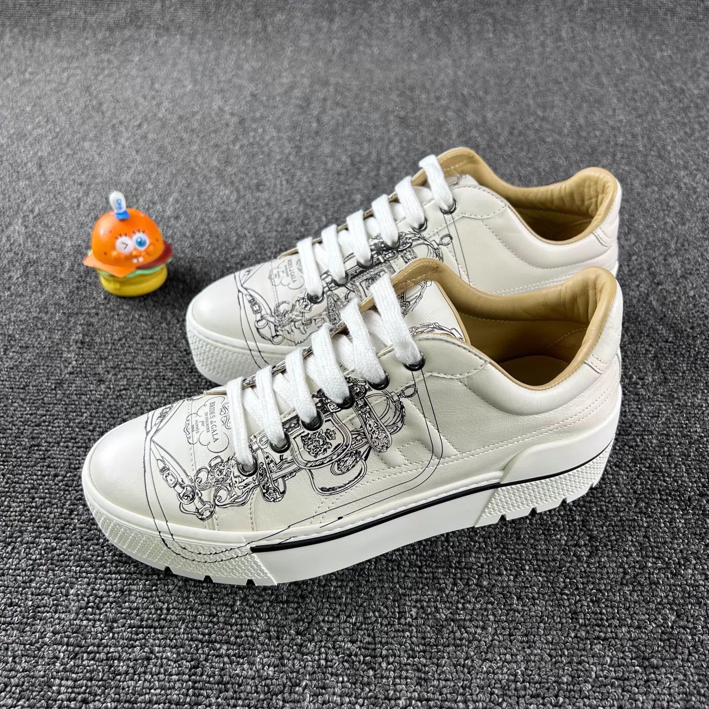 Hermes Hermes mismatched platform casual sneakers Size US 5.5 / IT 35.5 - 1 Thumbnail