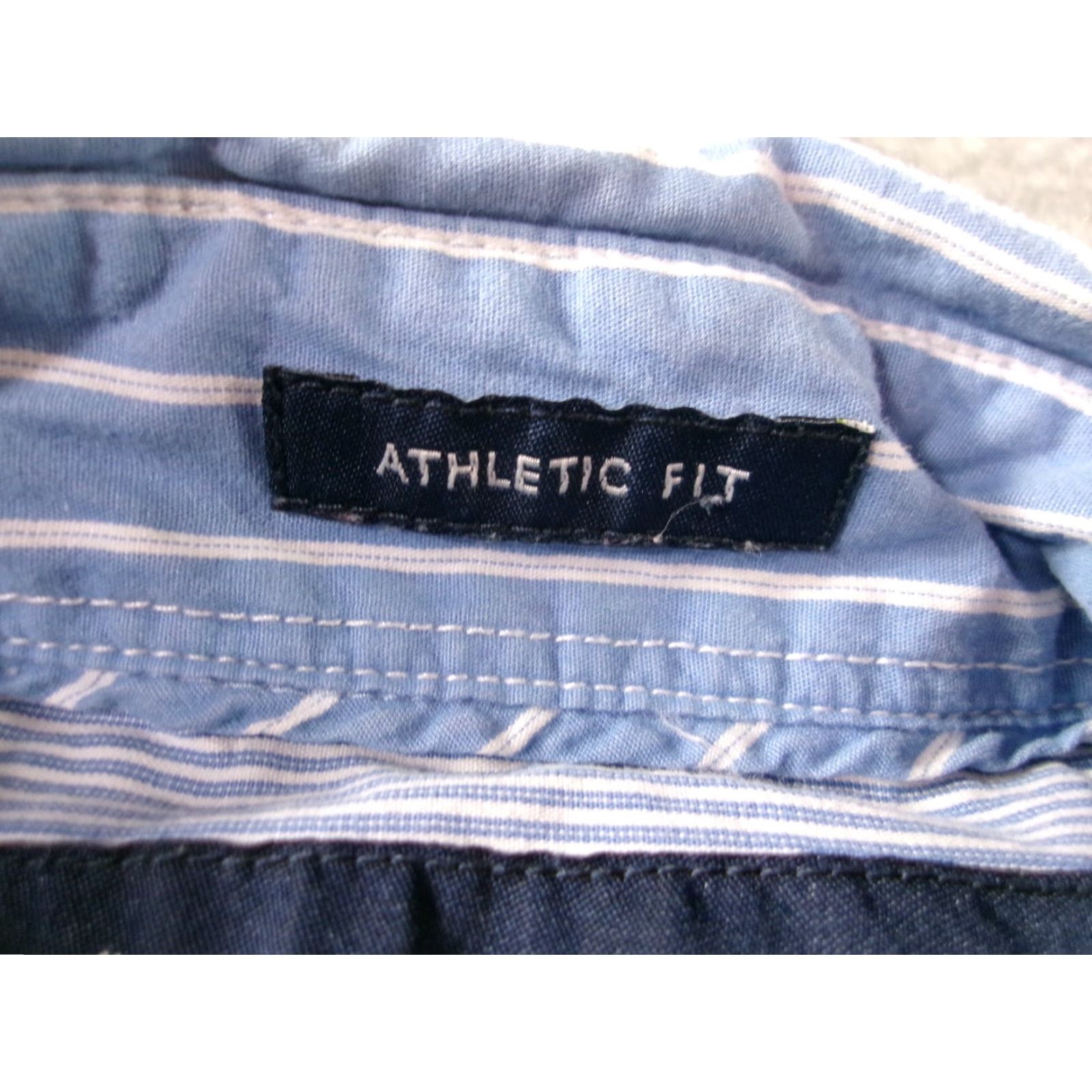 American Eagle Outfitters VINTAGE American Eagle Outfitters Shirt Mens Medium Blue Striped Athletic Fit Office Casual Work Size US M / EU 48-50 / 2 - 7 Thumbnail