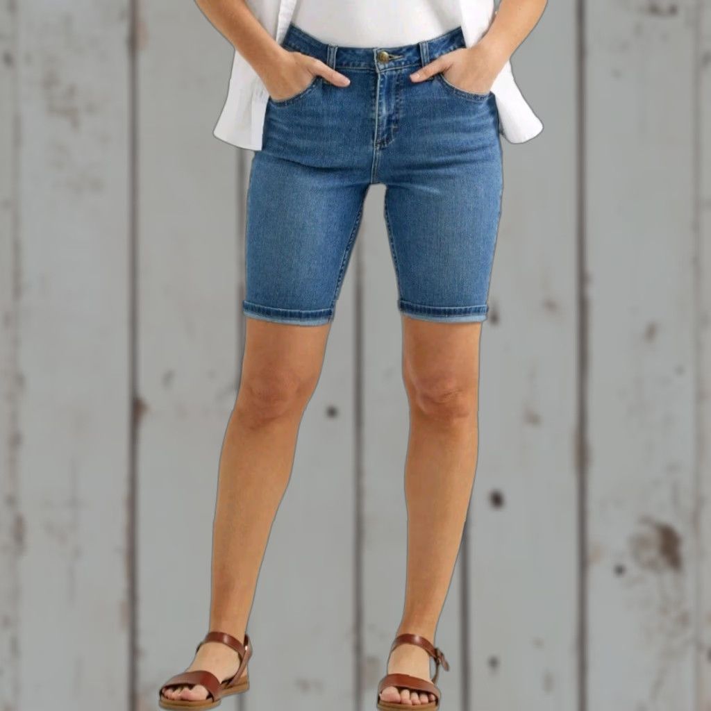 Lee Lee Bermuda Shorts Womens 18W Blue Denim NWT Legendary Style Medium Stretch Size 40" / US 18 - 1 Thumbnail