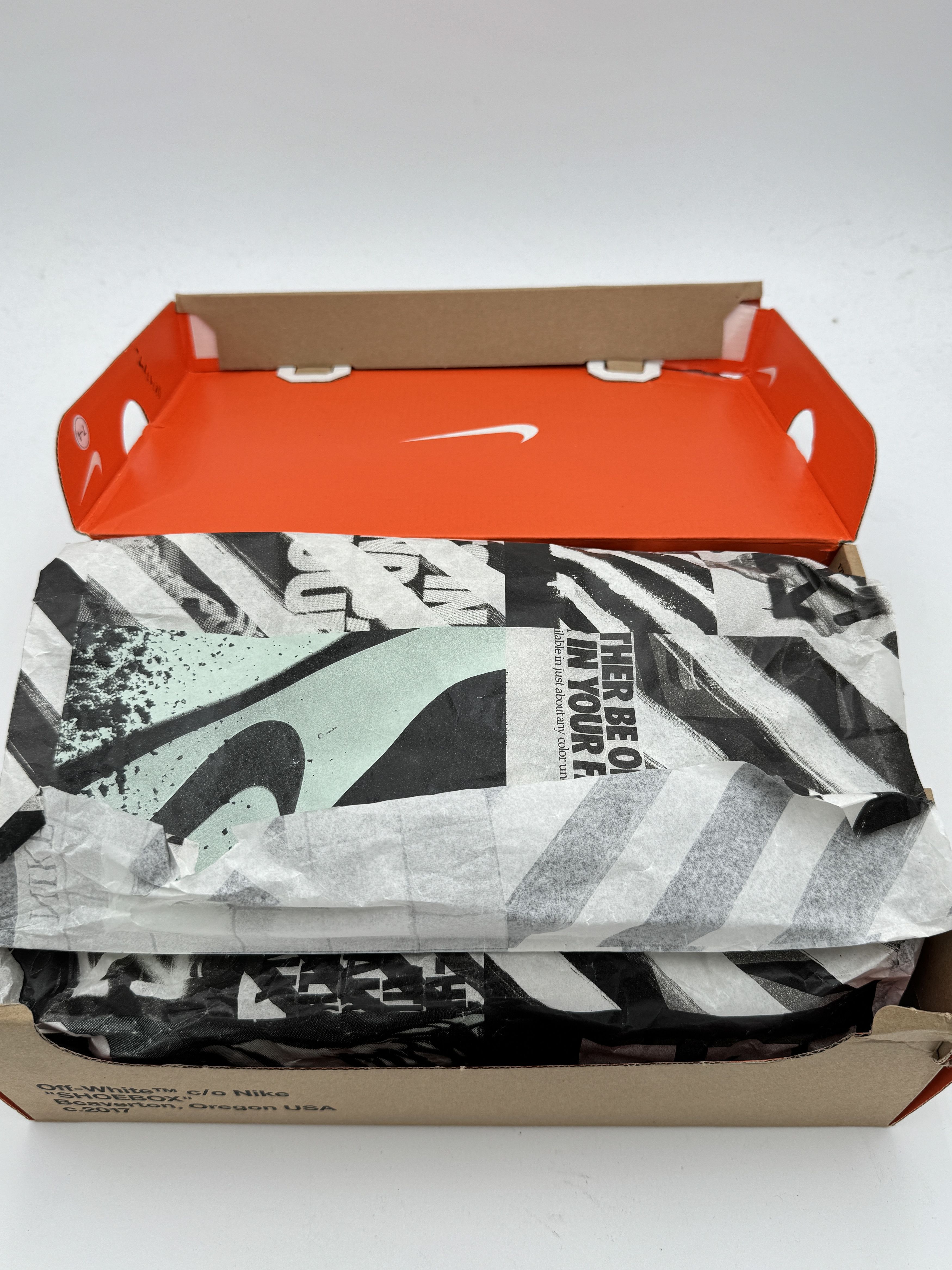 Nike × Off-White OFF-WHITE Vapormax OG Black White The Ten Size US 9 / EU 42 - 12 Thumbnail