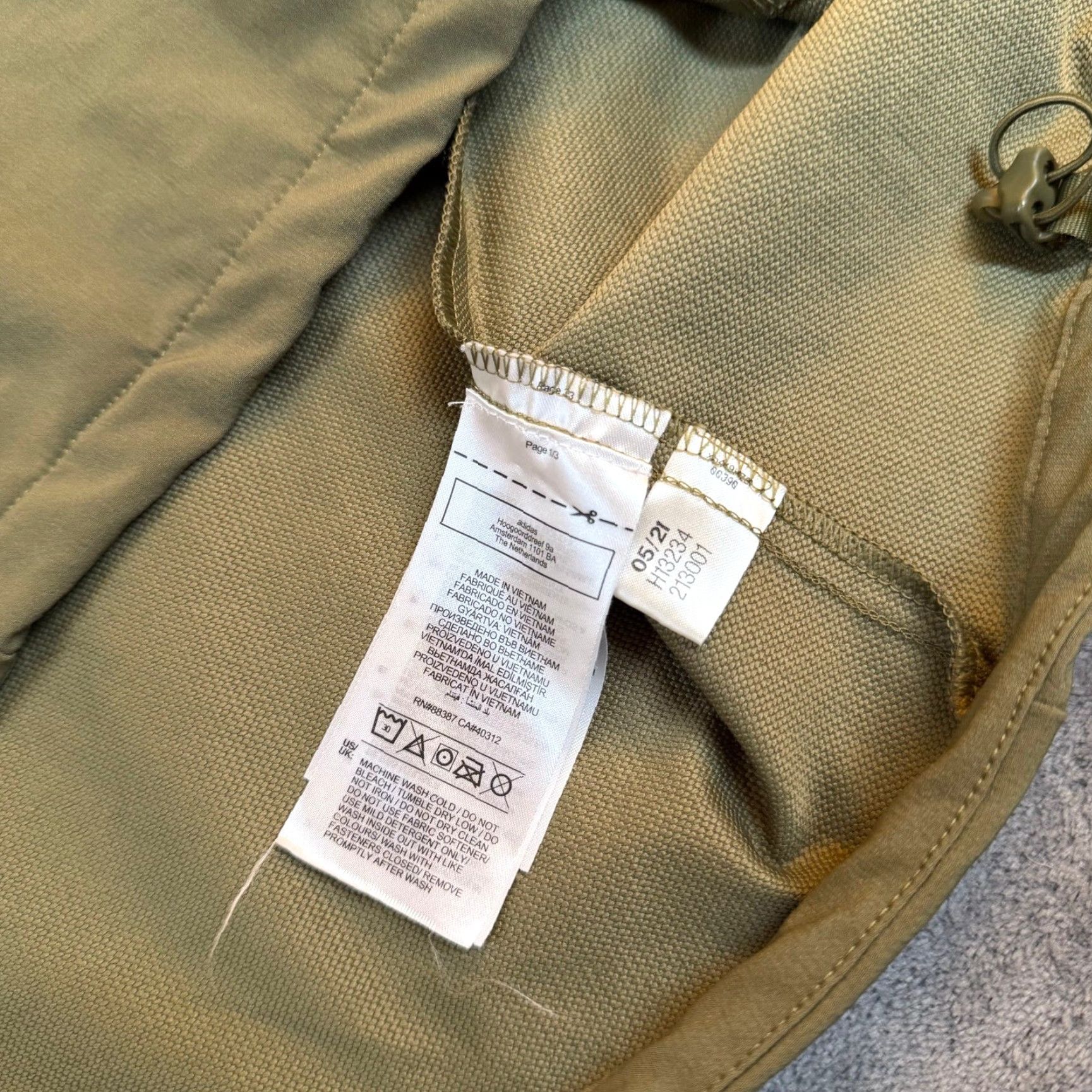 Adidas Adidas Jacket Windbreaker Lightweight Olive Green Primegreen Mens Large Size US L / EU 52-54 / 3 - 5 Thumbnail