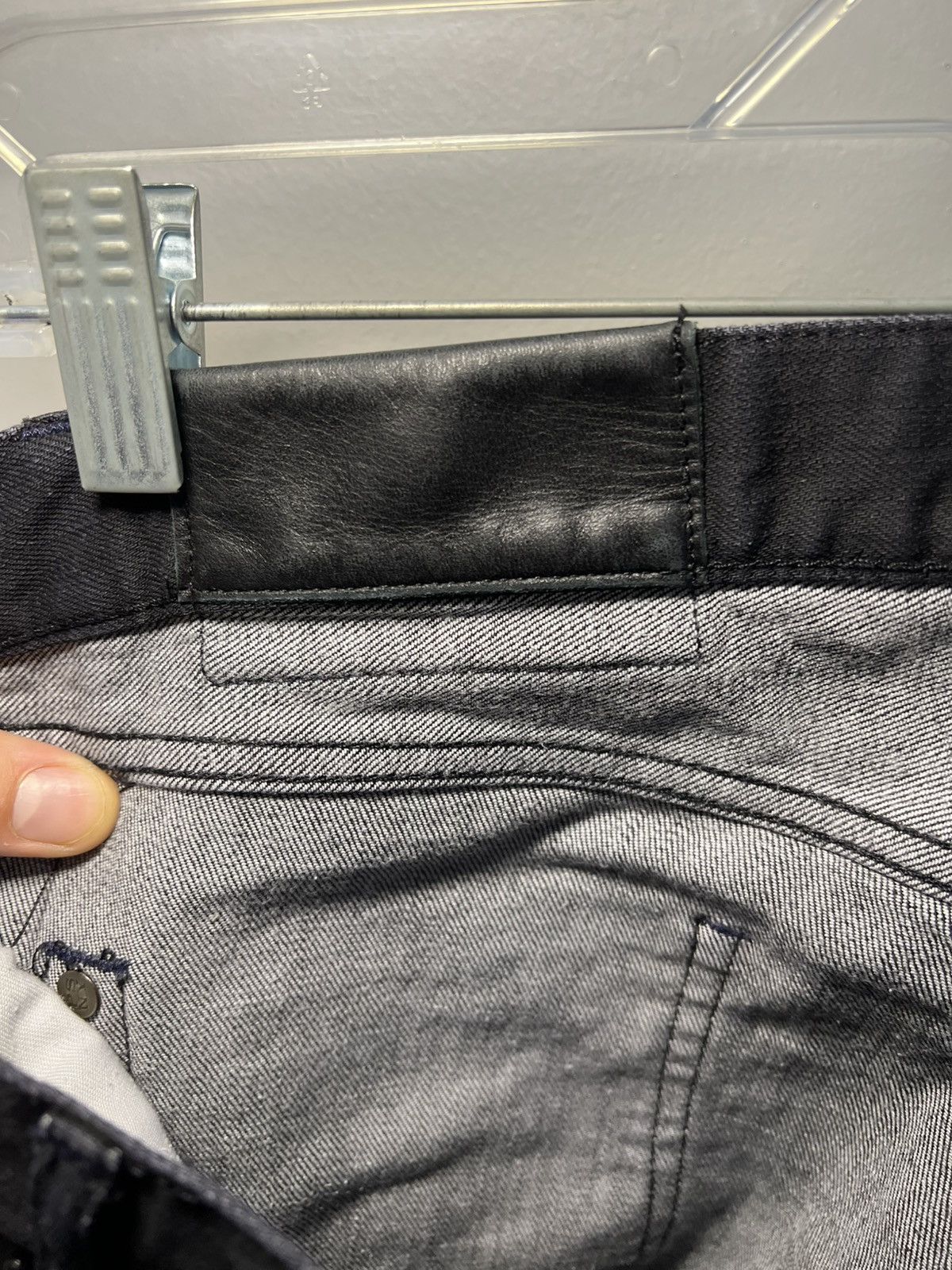 Vintage Vintage Made in New York brand slim black jeans Size US 31 - 5 Thumbnail