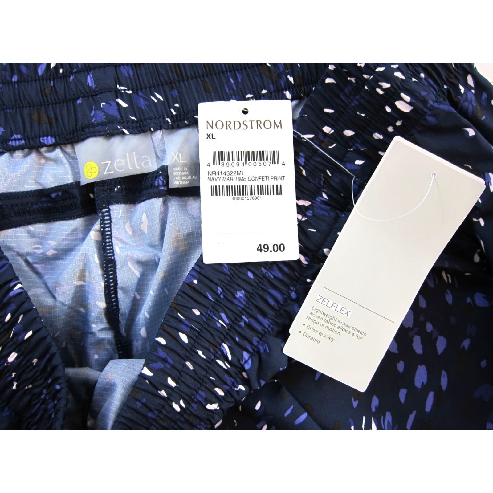 Vintage NWT Zella Running Shorts Navy Confeti Flex Lightweight 4-Way Stretch XL Blue Women Pockets Sports Activewear Size 40" / US 18 - 3 Thumbnail