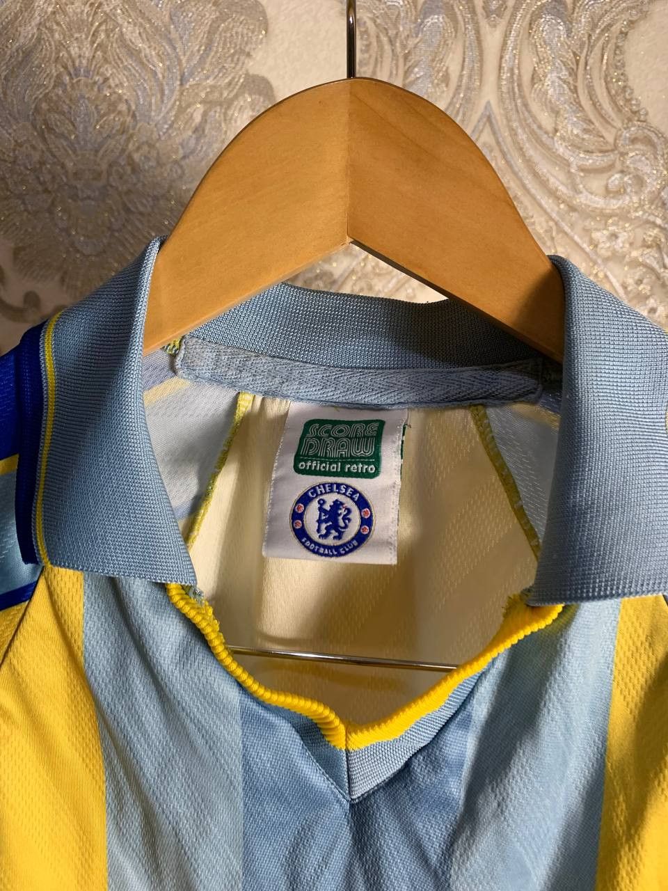 Vintage Very Rare FC Chelsea London England Soccer Jersey Retro 90s Size US S / EU 44-46 / 1 - 4 Thumbnail