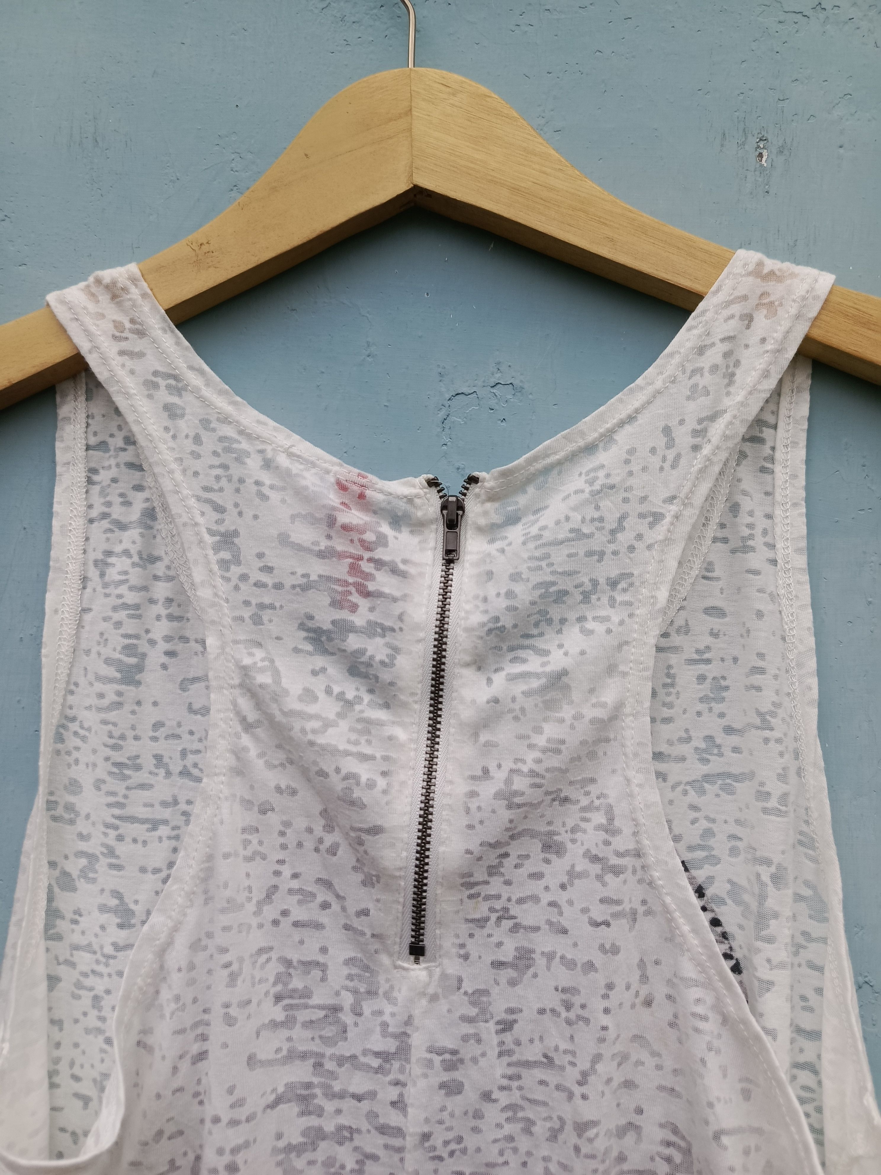 H&M × Japanese Brand H&M skull print tank tops Size S / US 4 / IT 40 - 8 Thumbnail