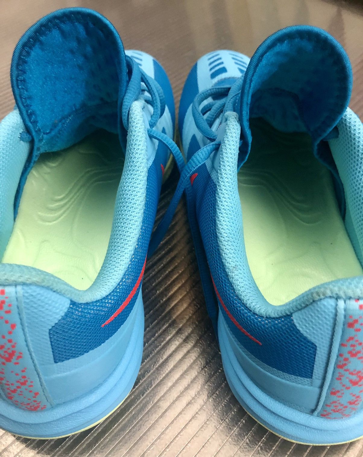 Nike kobe mentality 5 Clearwater 10US New w/o Box Size US 10 / EU 43 - 14 Thumbnail