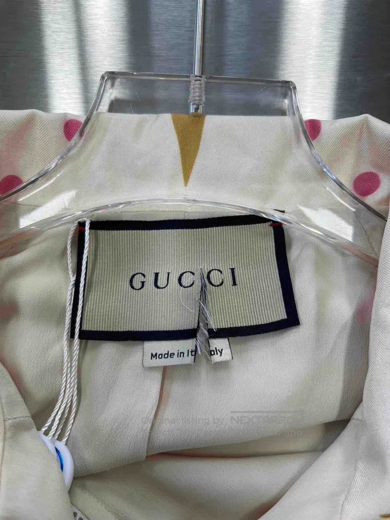 Gucci Gucci Beige ice cream pattern full-print silk zipper jacke Size US S / EU 44-46 / 1 - 4 Thumbnail