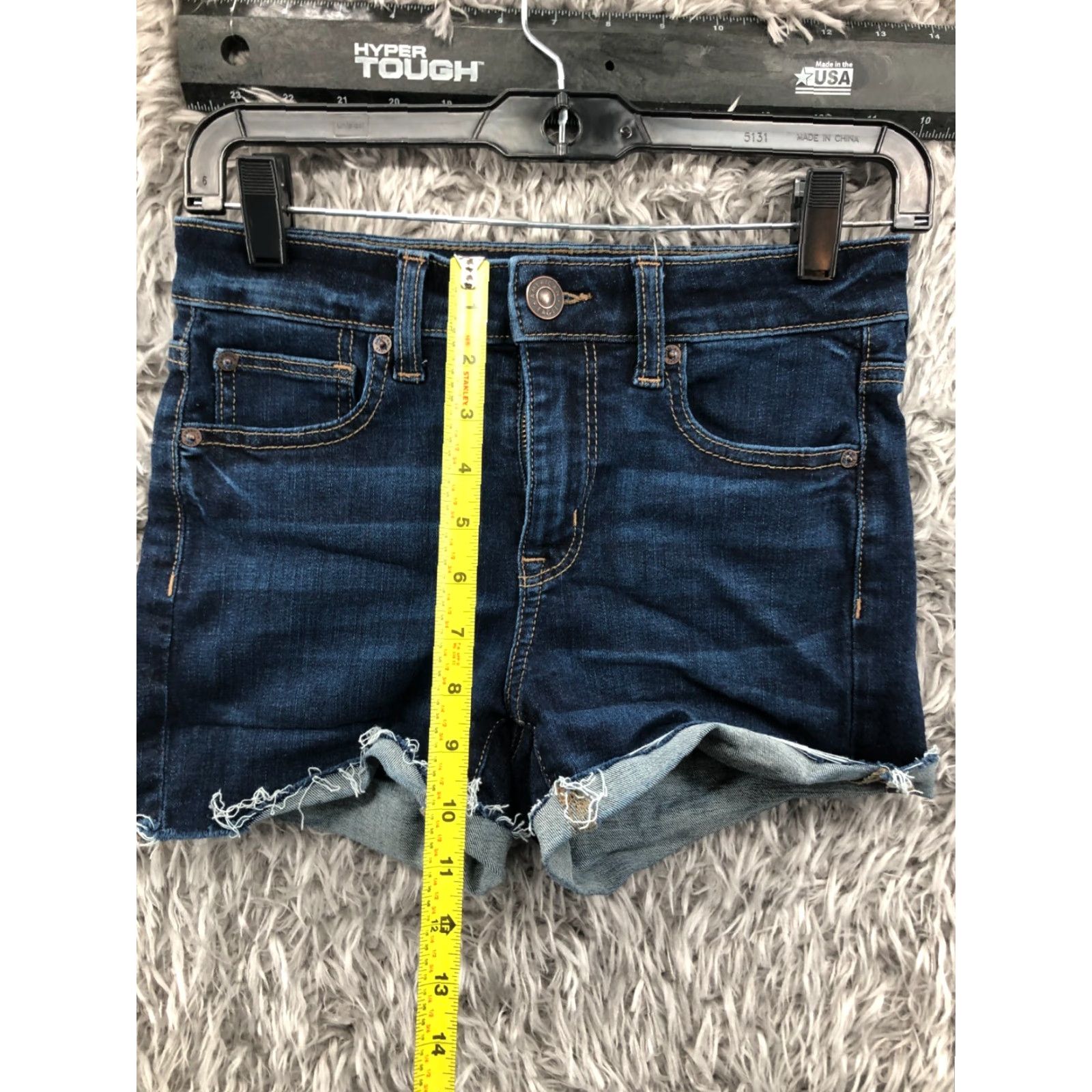 American Eagle Outfitters American Eagle Shorts Womens Size 2 High Rise Medium Wash Blue Denim Size 26" / US 2 / IT 38 - 3 Thumbnail