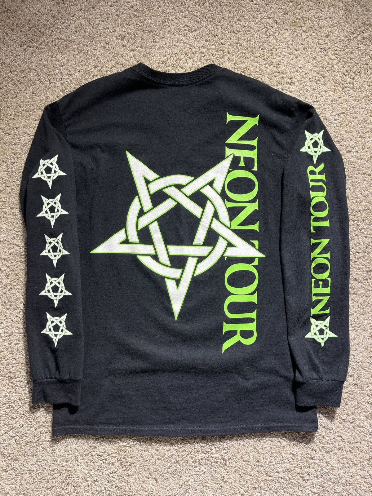 Playboi Carti Playboi Carti neon tour anarchy rare Longsleeve Size US M / EU 48-50 / 2 - 3 Thumbnail