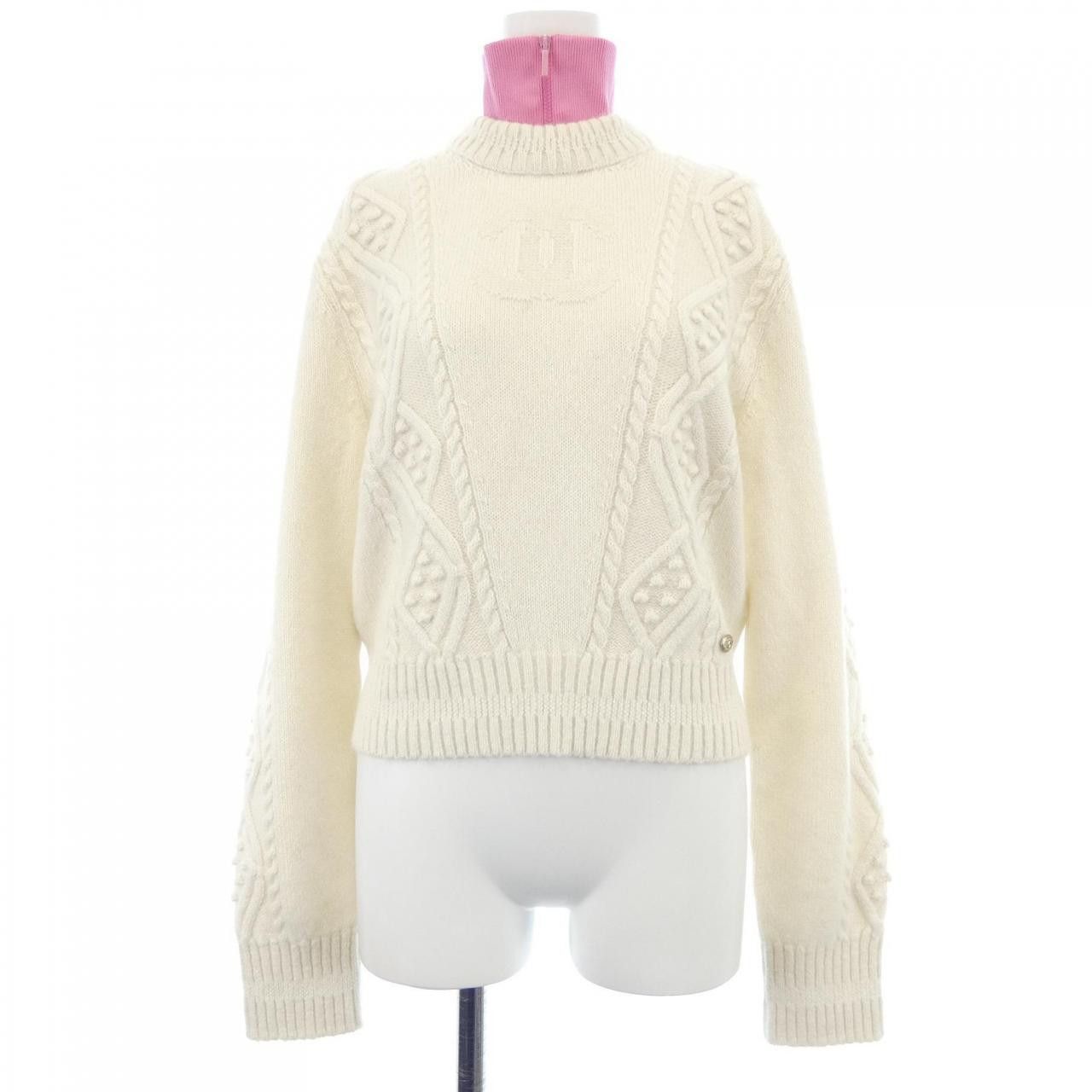 Chanel Chanel Chanel P73236K10529 Cashmere Knit Others Tops P73236K10529 DUTY FREE for USA Size ONE SIZE - 1 Thumbnail