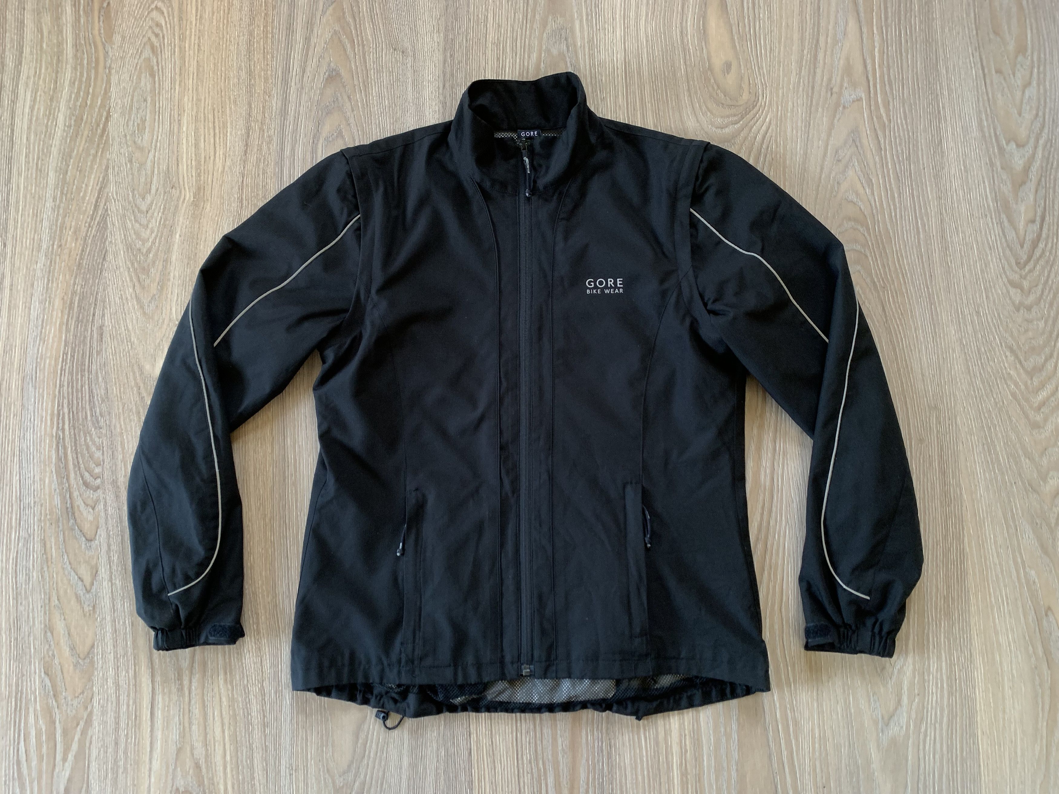 GOREWEAR Women's Gore Bike Wear Light Waterproof Cycle Jacket Size L / US 10 / IT 46 - 2 Thumbnail