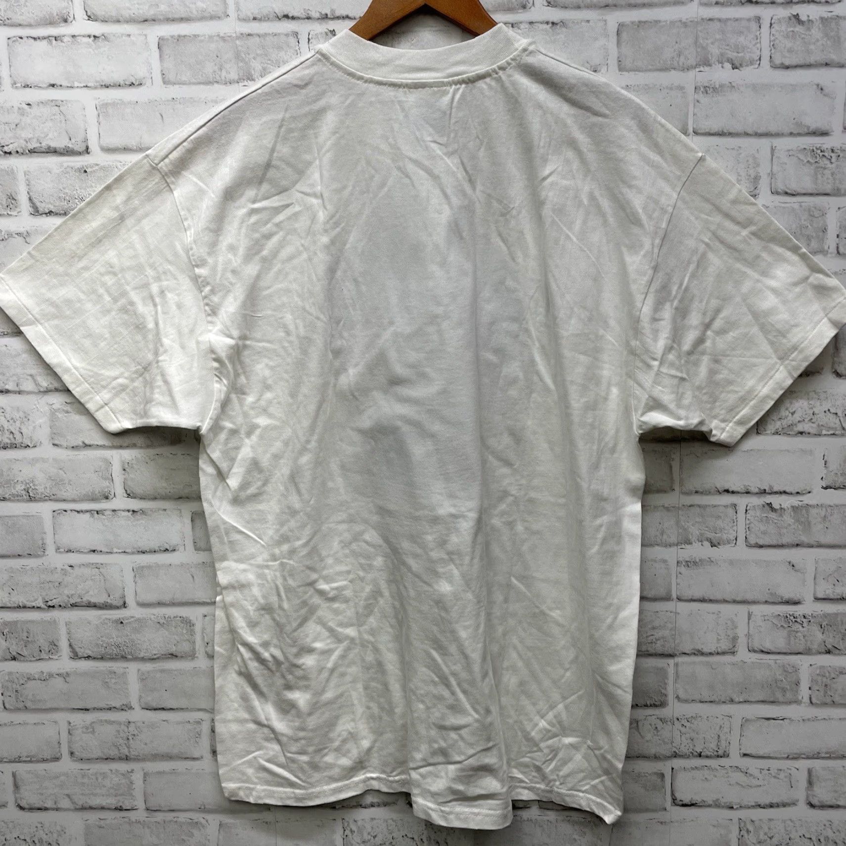 Hanes VINTAGE Renegade Brewery T-Shirt Shirt Mens XL White Stitch Graphic USA 100% Cotton Hanes Modern Classic Tee Mens XL USA Size US XL / EU 56 / 4 - 5 Thumbnail