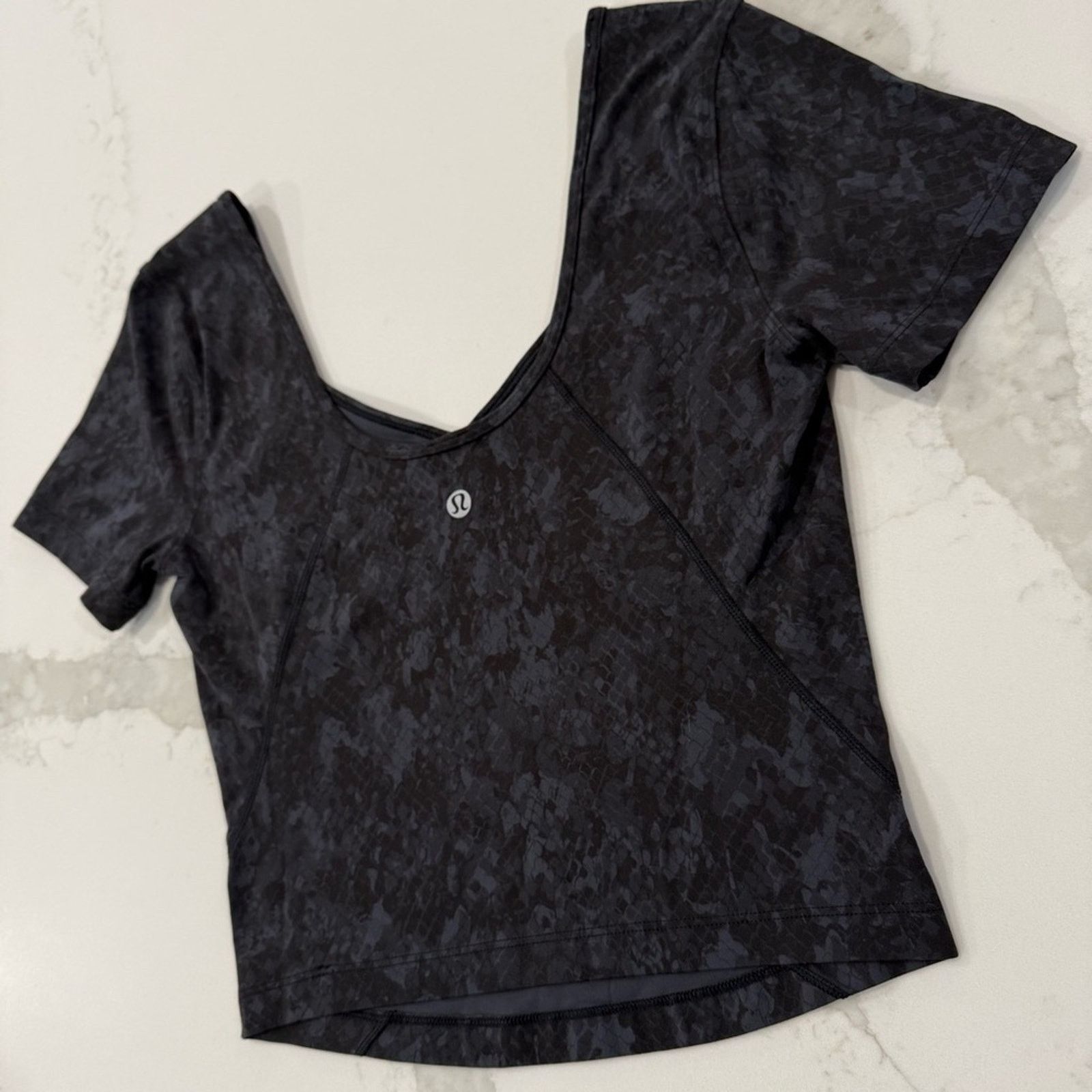 Lululemon Lululemon Align TShirt Hideaway Camo DeepCoal Multi Womens 6 Size M / US 6-8 / IT 42-44 - 8 Thumbnail