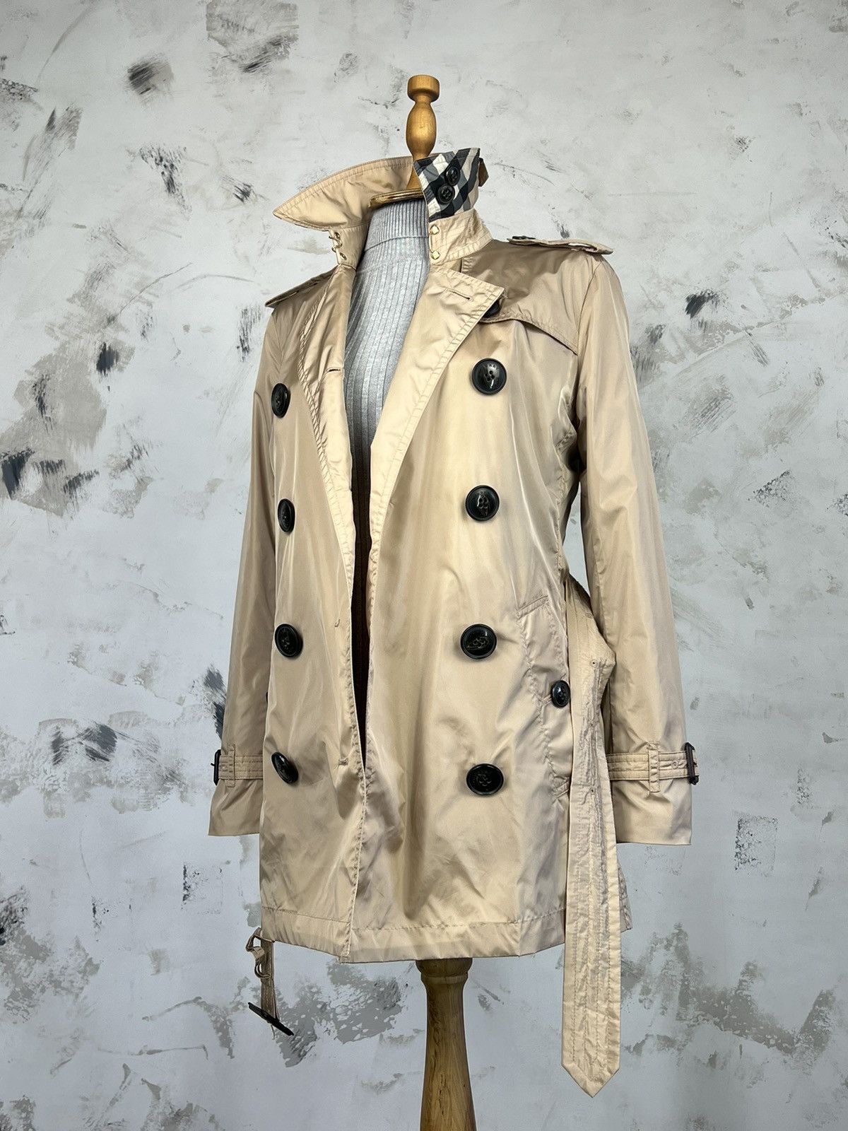Burberry Burberry Brit Trench Coat Jacket Size XS - S US 4 Size S / US 4 / IT 40 - 1 Thumbnail