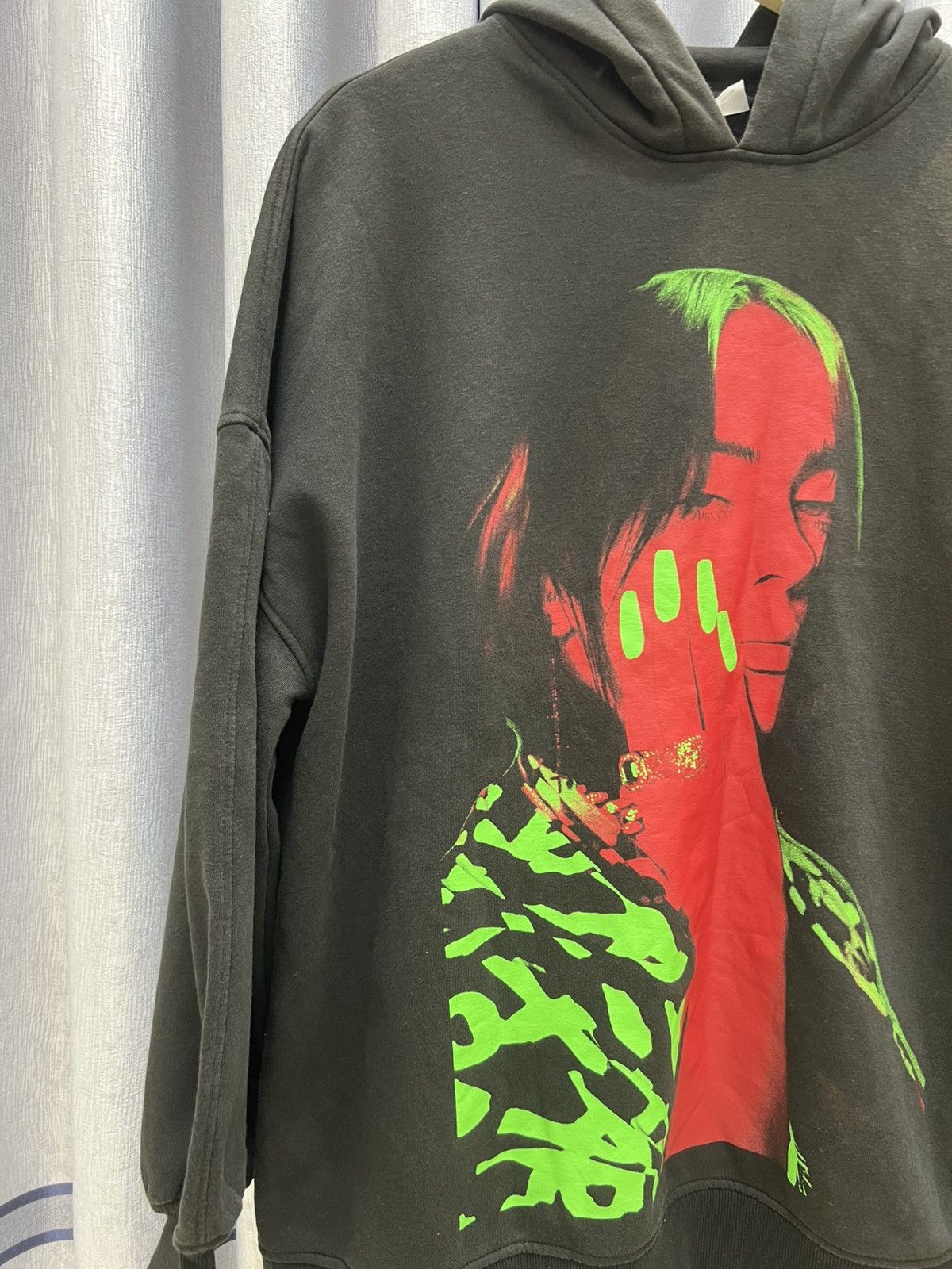 Billie Eilish Thrashed Faded Billie Eilish Baggy Oversized Hoodie Size US L / EU 52-54 / 3 - 2 Thumbnail