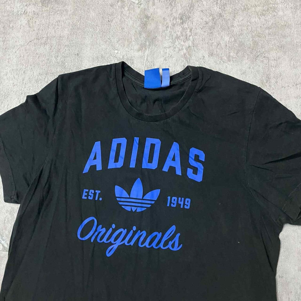 Adidas Adidas black and blue Original tee #AdidasTee Size US M / EU 48-50 / 2 - 2 Thumbnail
