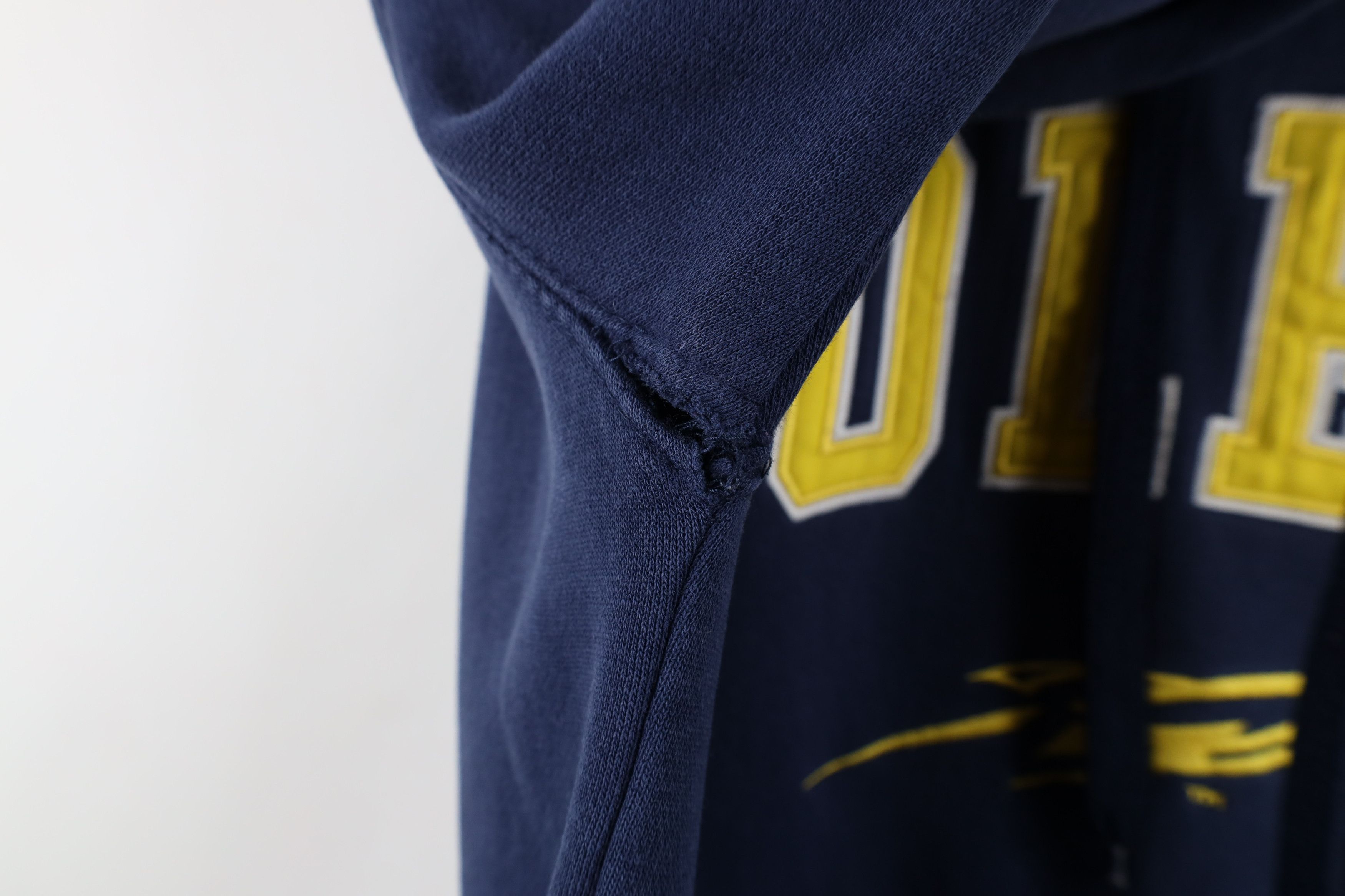 Vintage Vintage Y2K University of Toledo Hoodie Sweatshirt Blue Size US M / EU 48-50 / 2 - 10 Thumbnail