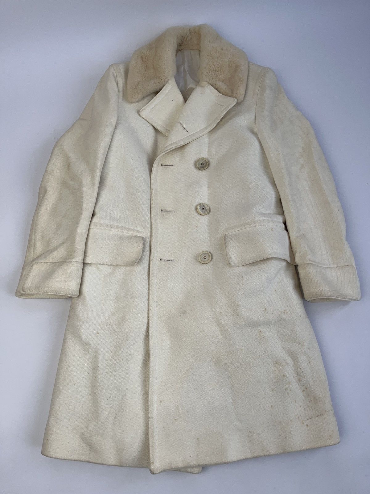 Gucci Gucci Shearling Double Breasted heavy coat Size US L / EU 52-54 / 3 - 1 Thumbnail