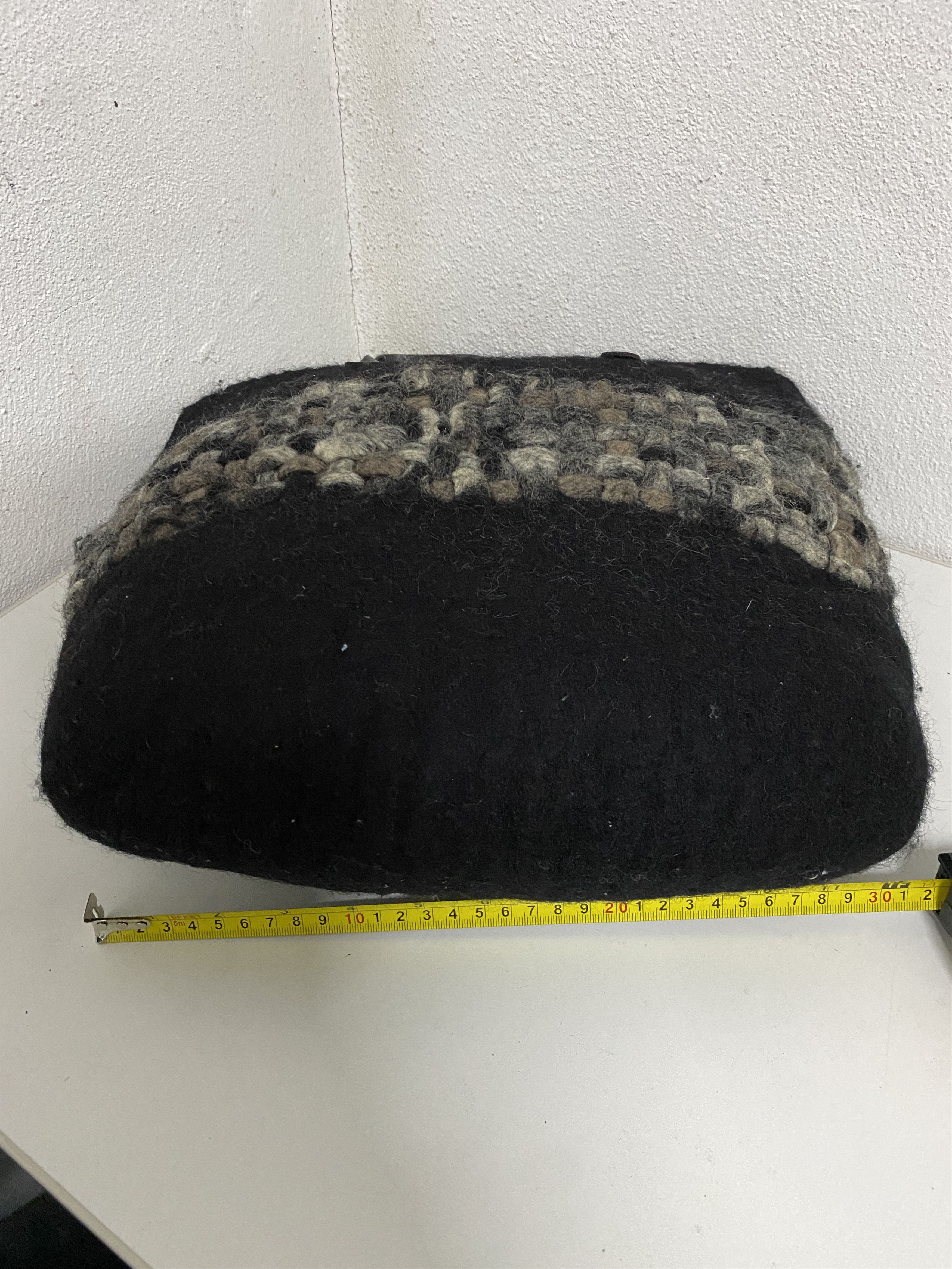Handmade Wool Handmade Bag Size ONE SIZE - 6 Thumbnail