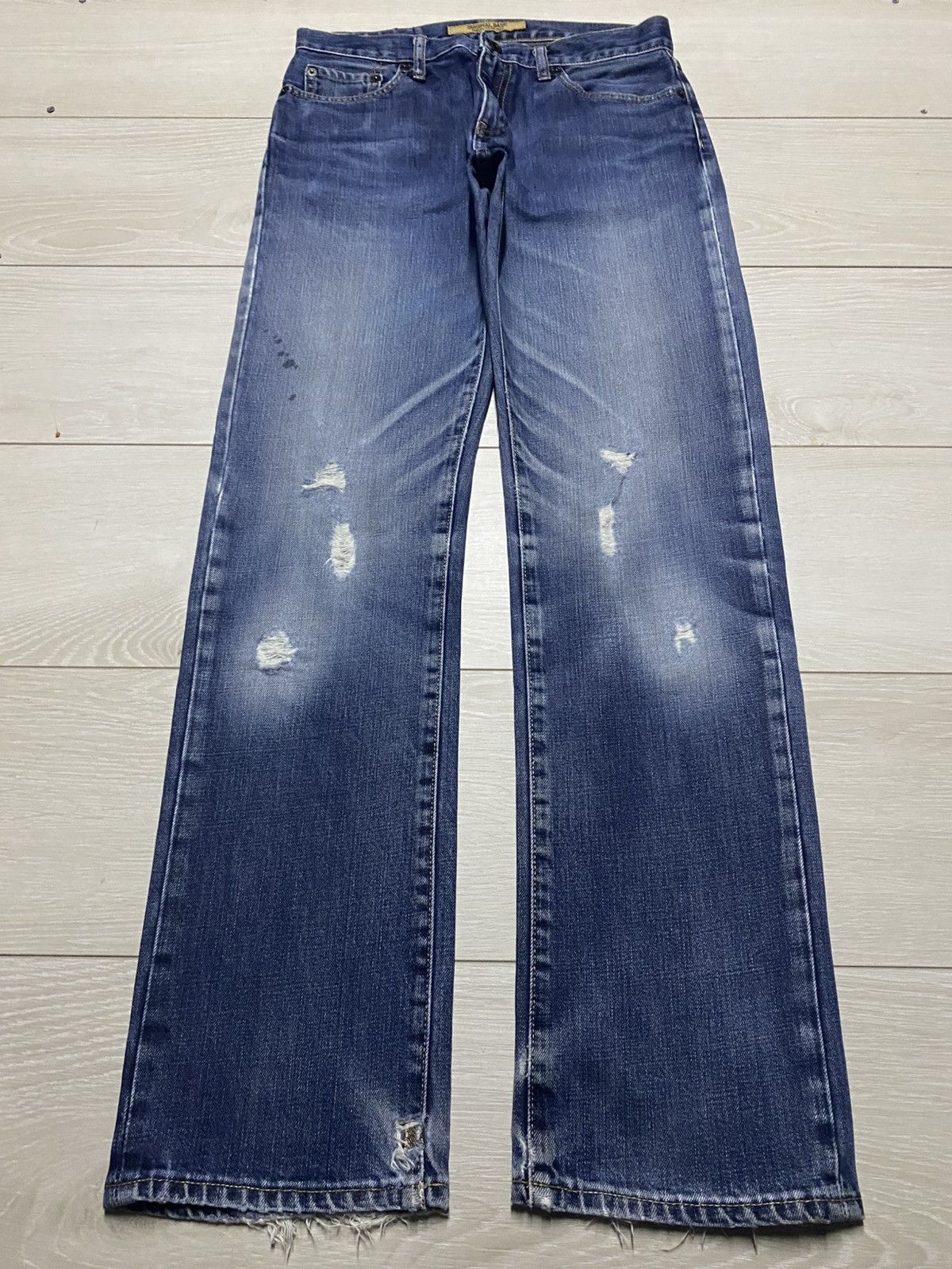 Japanese Brand Vintage Uniqlo S002 Distressed Fade Wash Slim Straight Jeans Size US 30 / EU 46 - 1 Thumbnail