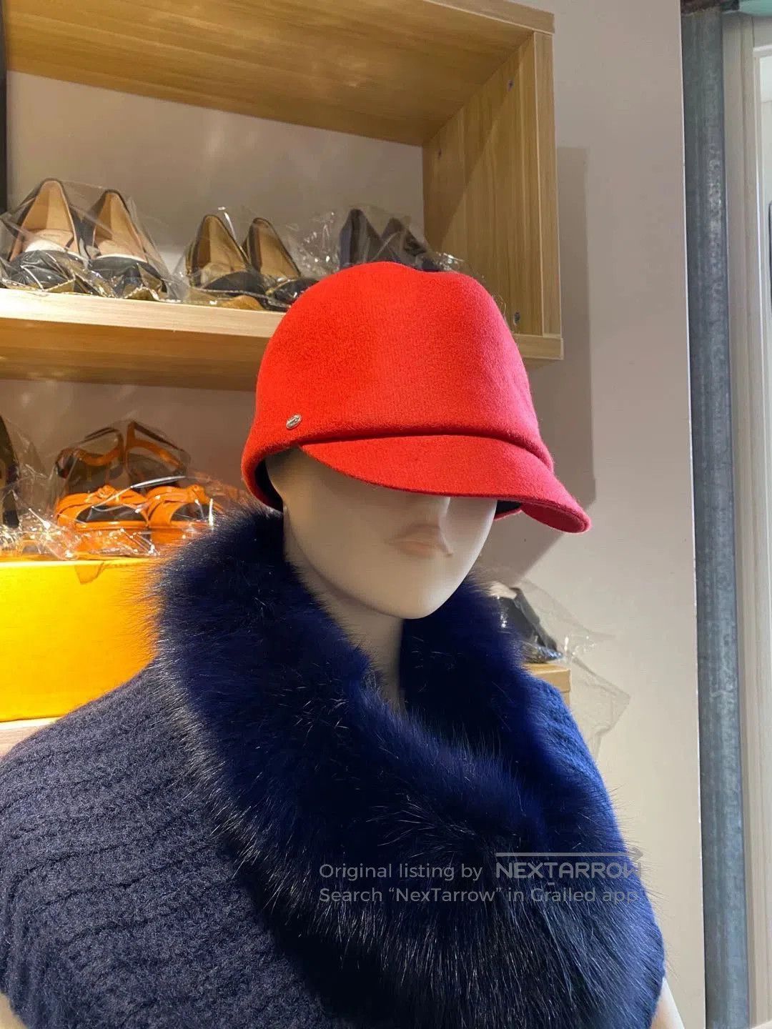 Hermes red hermes hat worn once. Size ONE SIZE - 6 Thumbnail