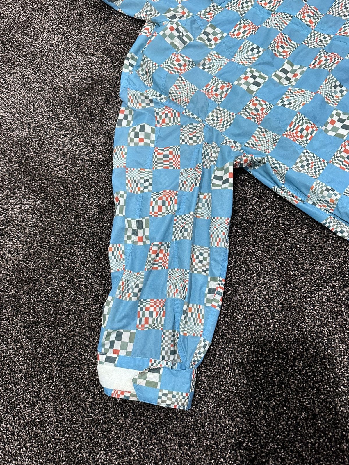 Louis Vuitton Louis Vuitton Distorted Damier Blue Nylon Windbreaker Jacket Size US S / EU 44-46 / 1 - 7 Thumbnail