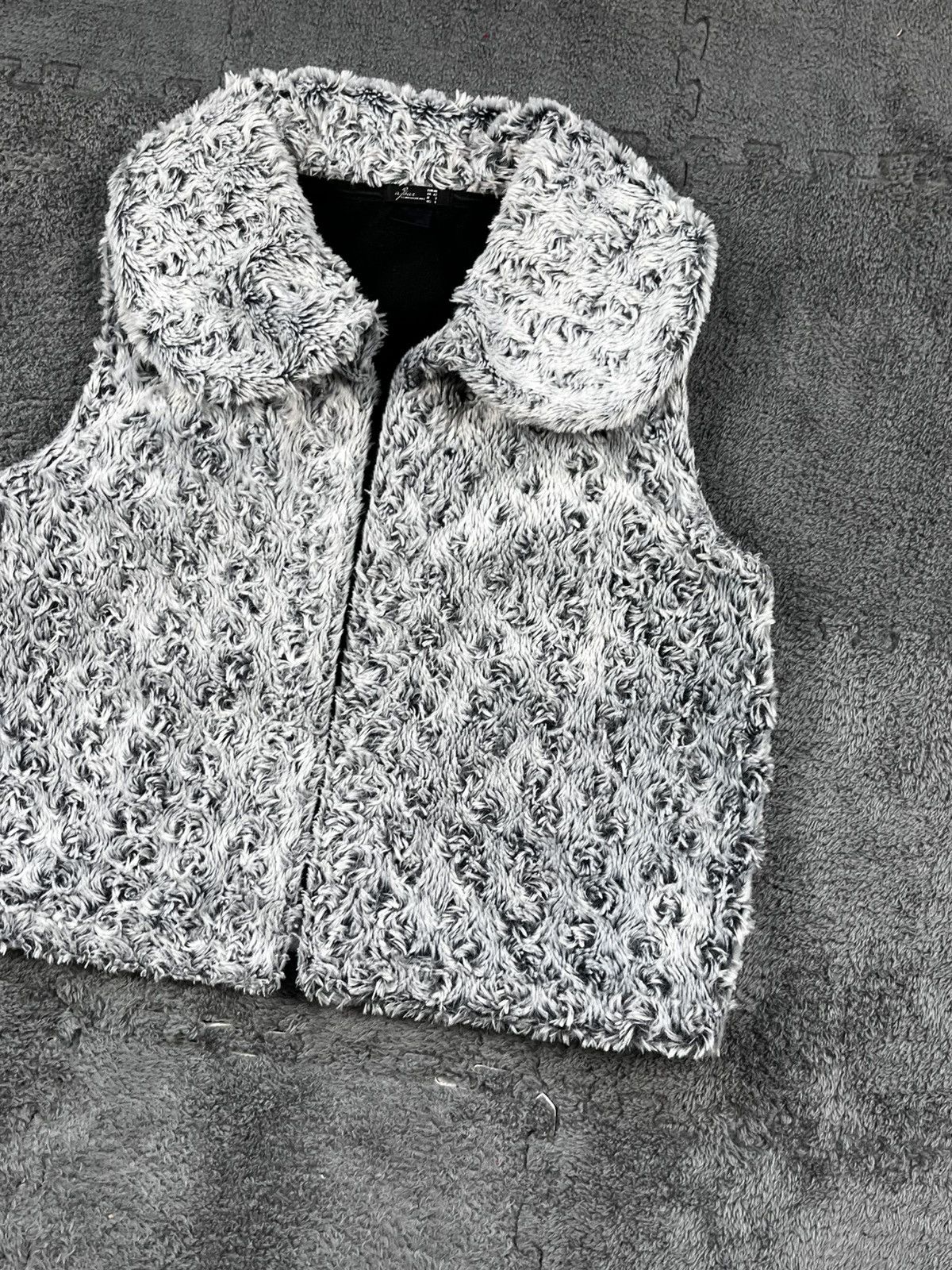 Vintage Vintage Avant Garde fur faux l.g.b vibe y2k vest 00s Size M / US 6-8 / IT 42-44 - 3 Thumbnail