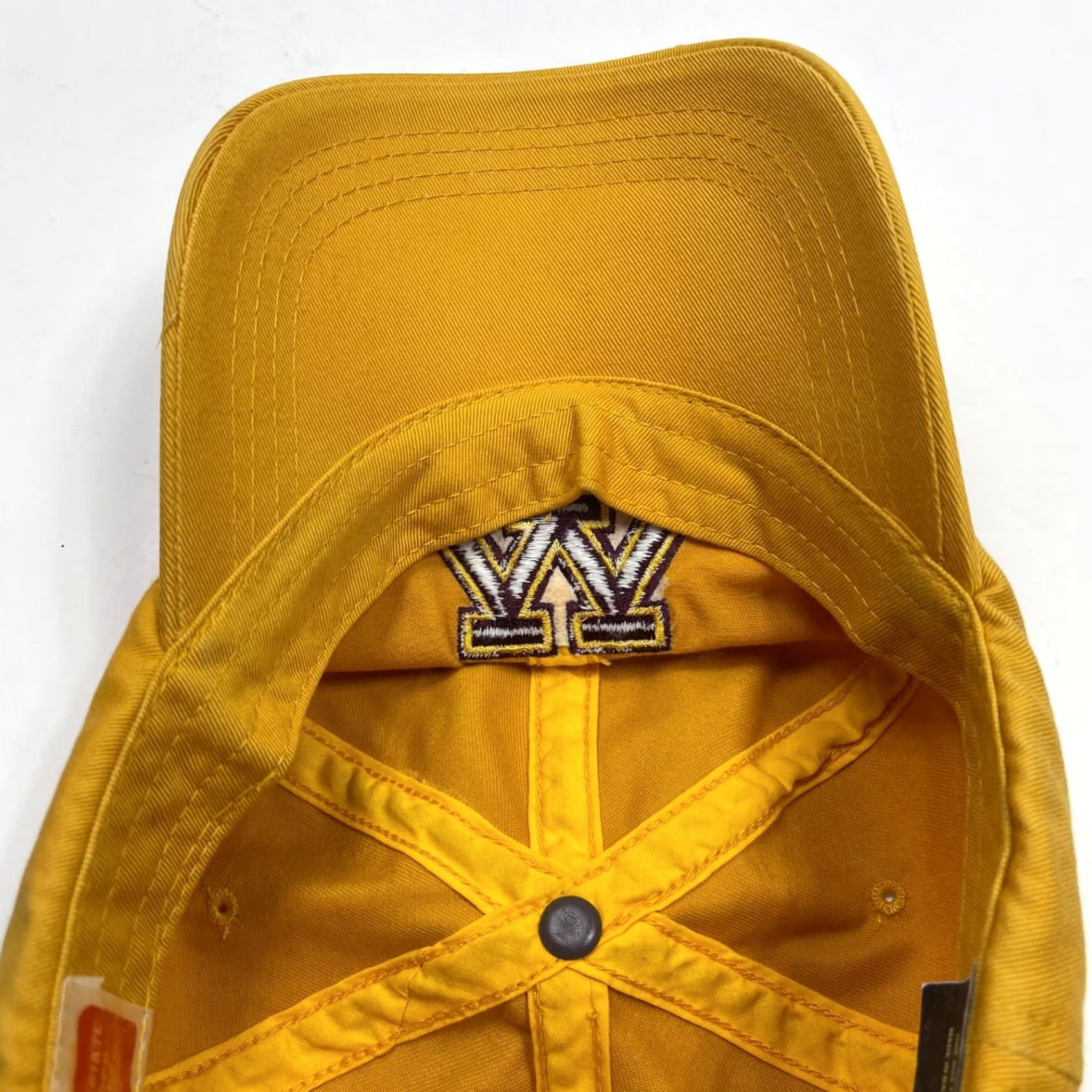 Vintage Vintage Minnesota Golden Gophers Hat Yellow Signature NCAA Sports Cotton Dad Hat Size ONE SIZE - 6 Thumbnail