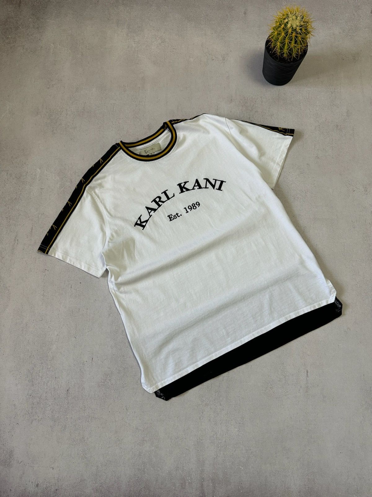 Karl Kani × Vintage Vintage Karl Kani T Shirt Tee Big Logo Baggy White Y2K Rap Size US M / EU 48-50 / 2 - 1 Thumbnail