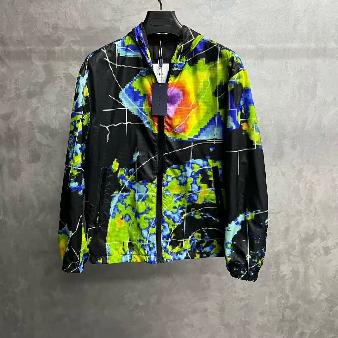 Prada Prada Printed Graphic Multi T-Shirt XS Women Size XS / US 0-2 / IT 36-38 - 1 Thumbnail