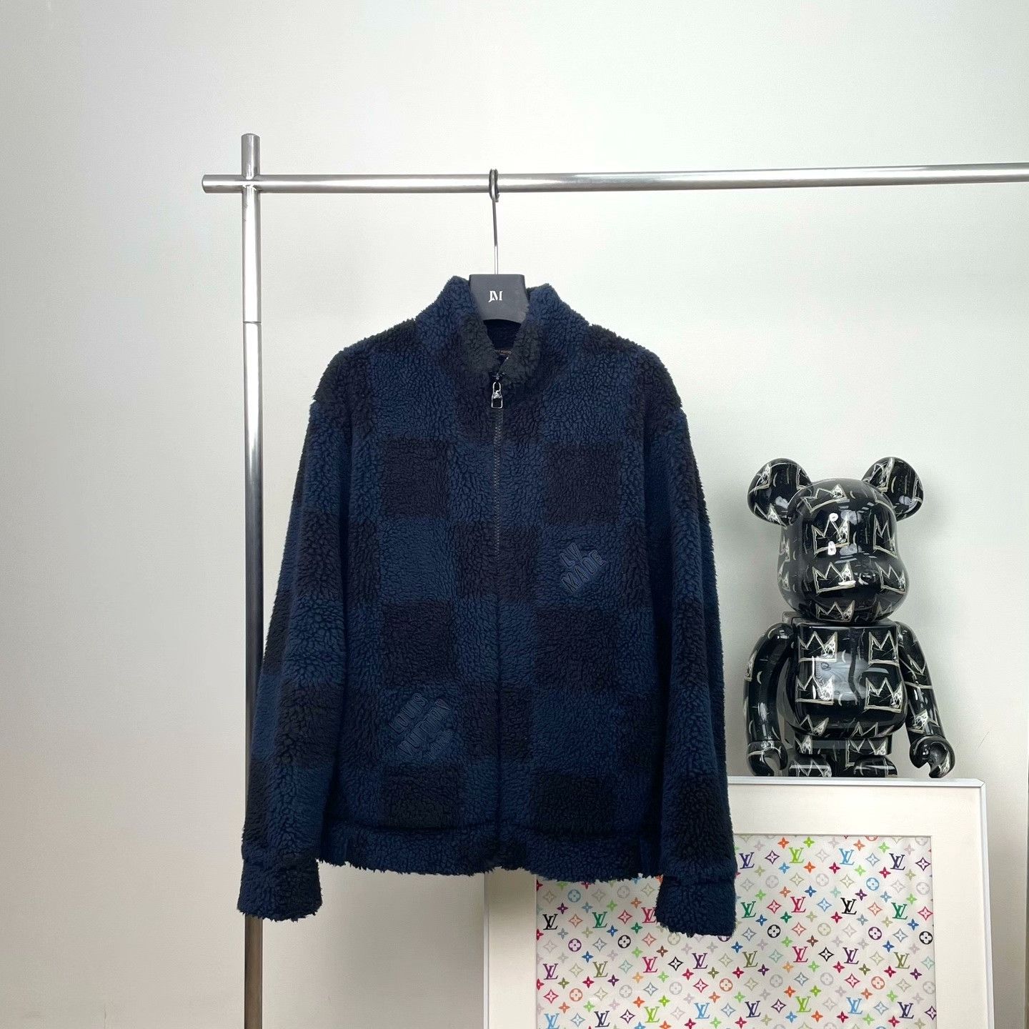 Louis Vuitton Louis Vuitton Checkered Light Jacket xl Men Size US XL / EU 56 / 4 - 1 Thumbnail