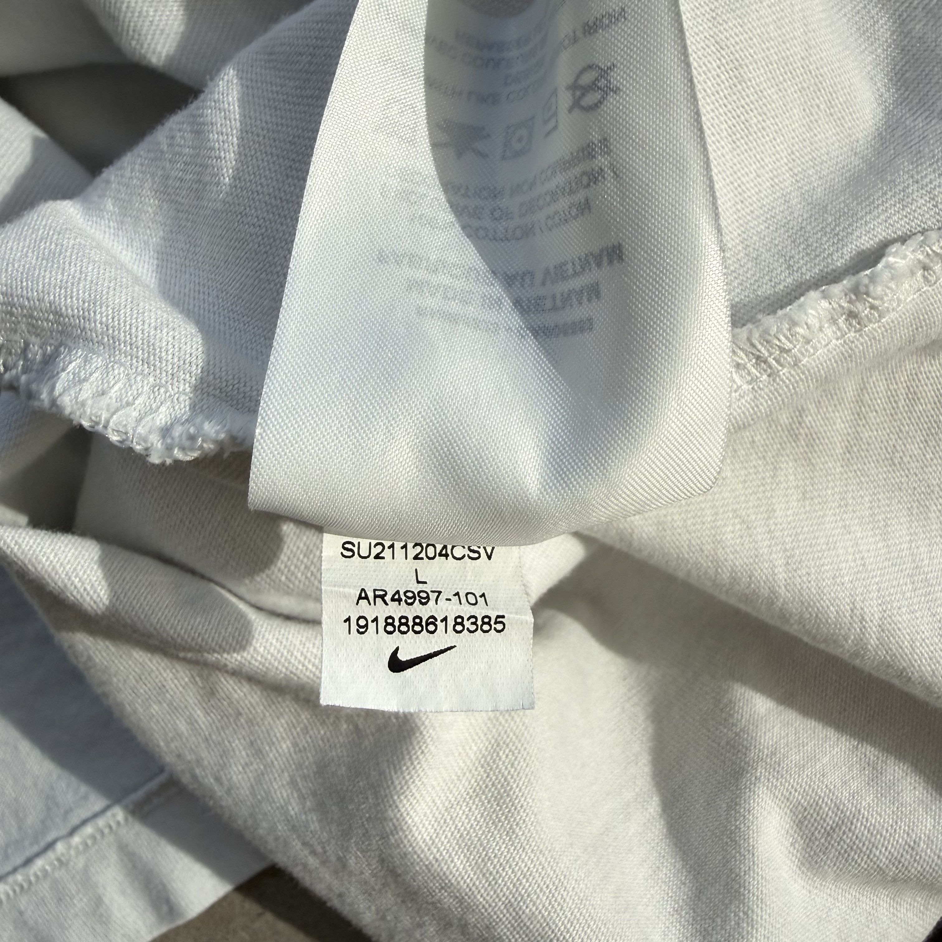 Nike Nike T Shirt Size US L / EU 52-54 / 3 - 5 Thumbnail