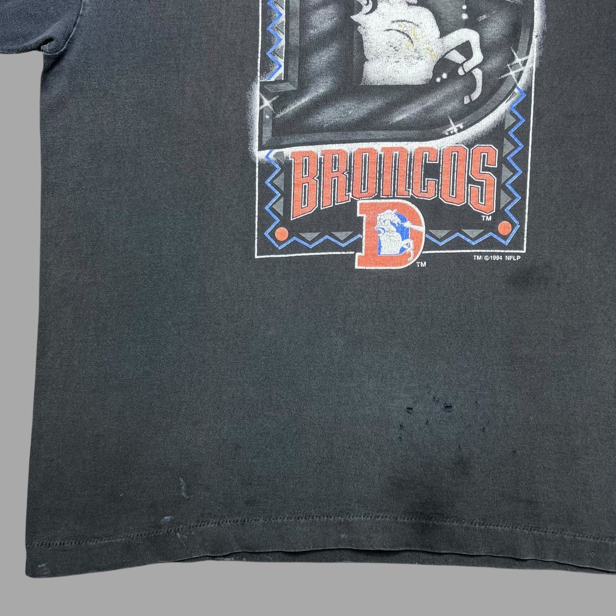 Logo 7 × NFL × Vintage 1994 NFL Denver Broncos Spell Out Graphic Logo 7 Graphic Tee Size US XL / EU 56 / 4 - 8 Thumbnail