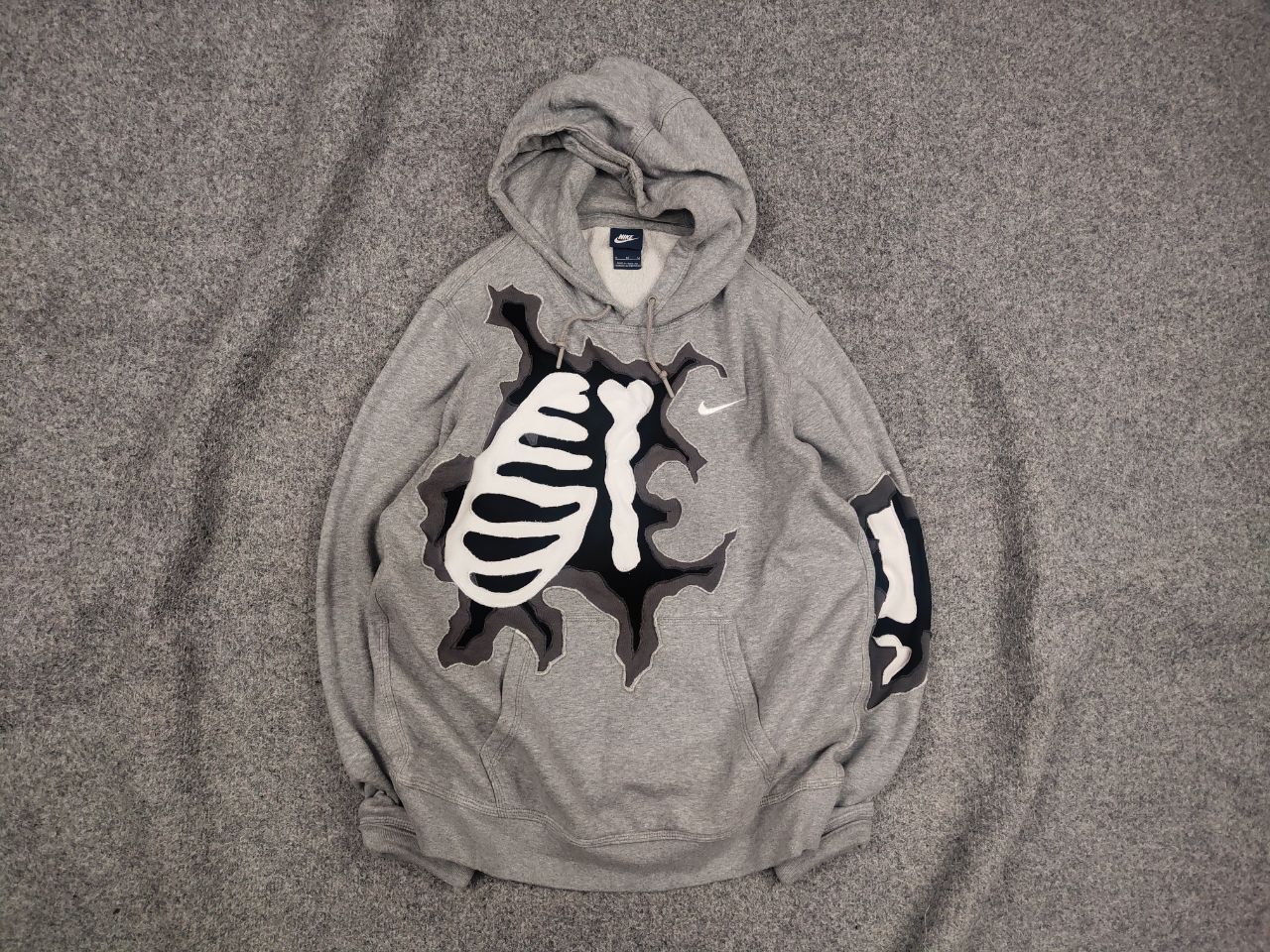 Nike Vintage Nike USA Custom Logo Skeleton Oversized Hoodie Y2K Size US M / EU 48-50 / 2 - 1 Thumbnail