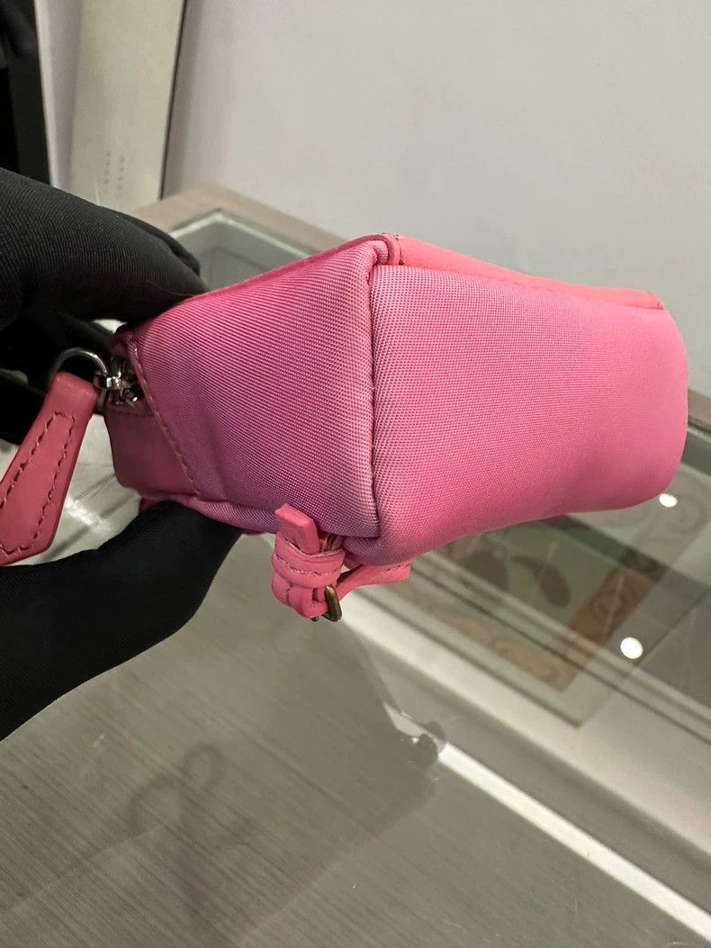Fendi Fendi Pink Owl Fur Keychain Bag Charm Size ONE SIZE - 5 Thumbnail